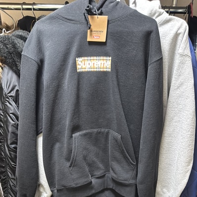 Supreme / Burberry Box Logo Hooded Sweatshirt "Black"