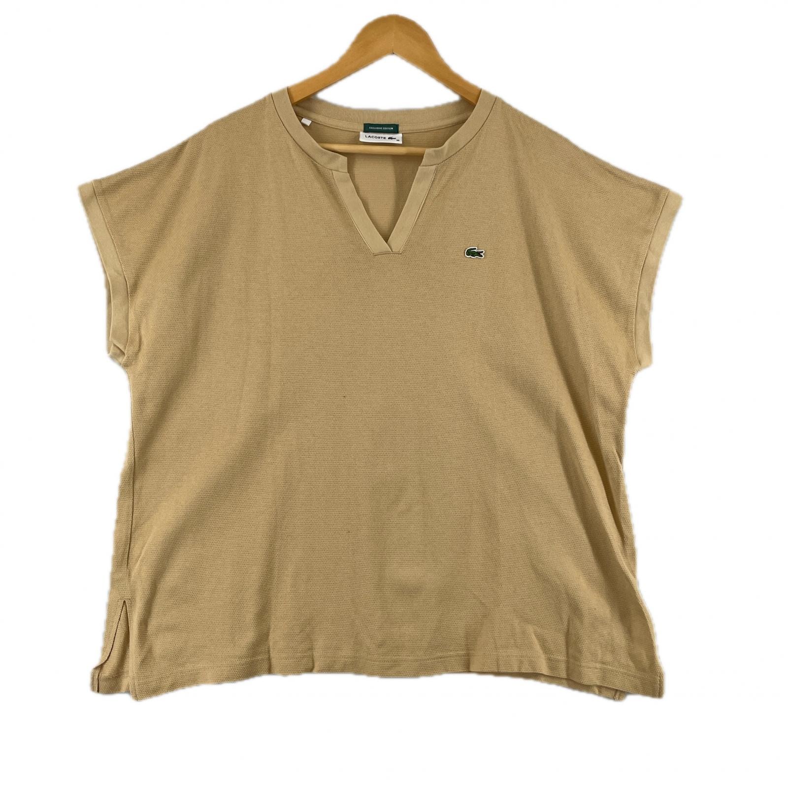 美品 LACOSTE ラコステ ハーフスリーブTシャツ ブランドロゴ 春夏 SS カットソー コットン ベージュ レディース 36 Vネック【古着】【中古】
