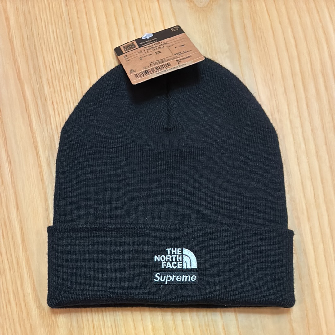 Supreme x The North Face Beanie 