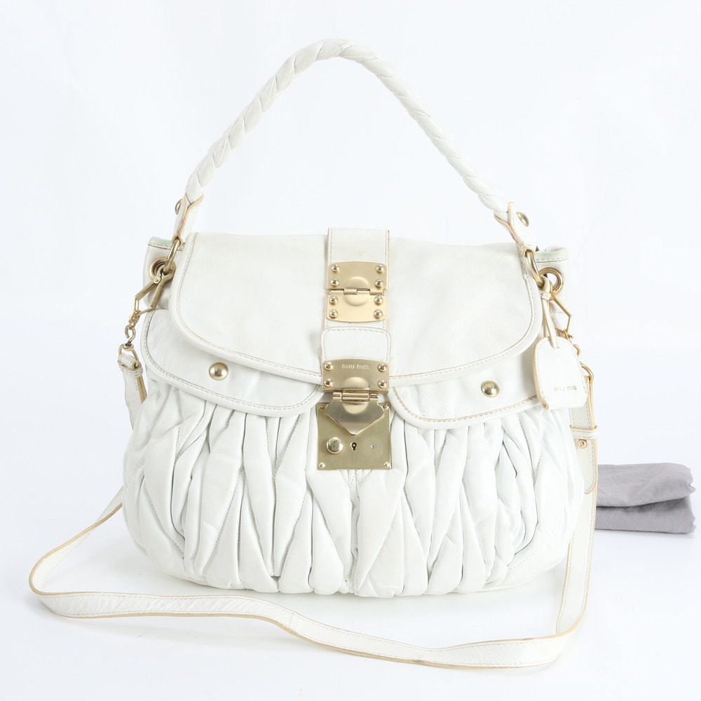 ■美品 ミュウミュウ マテラッセショルダーバッグ レザー