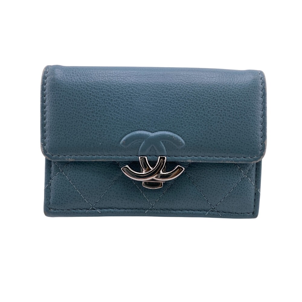 シャネル CHANEL 三つ折り財布 ココマーク ライトブルー