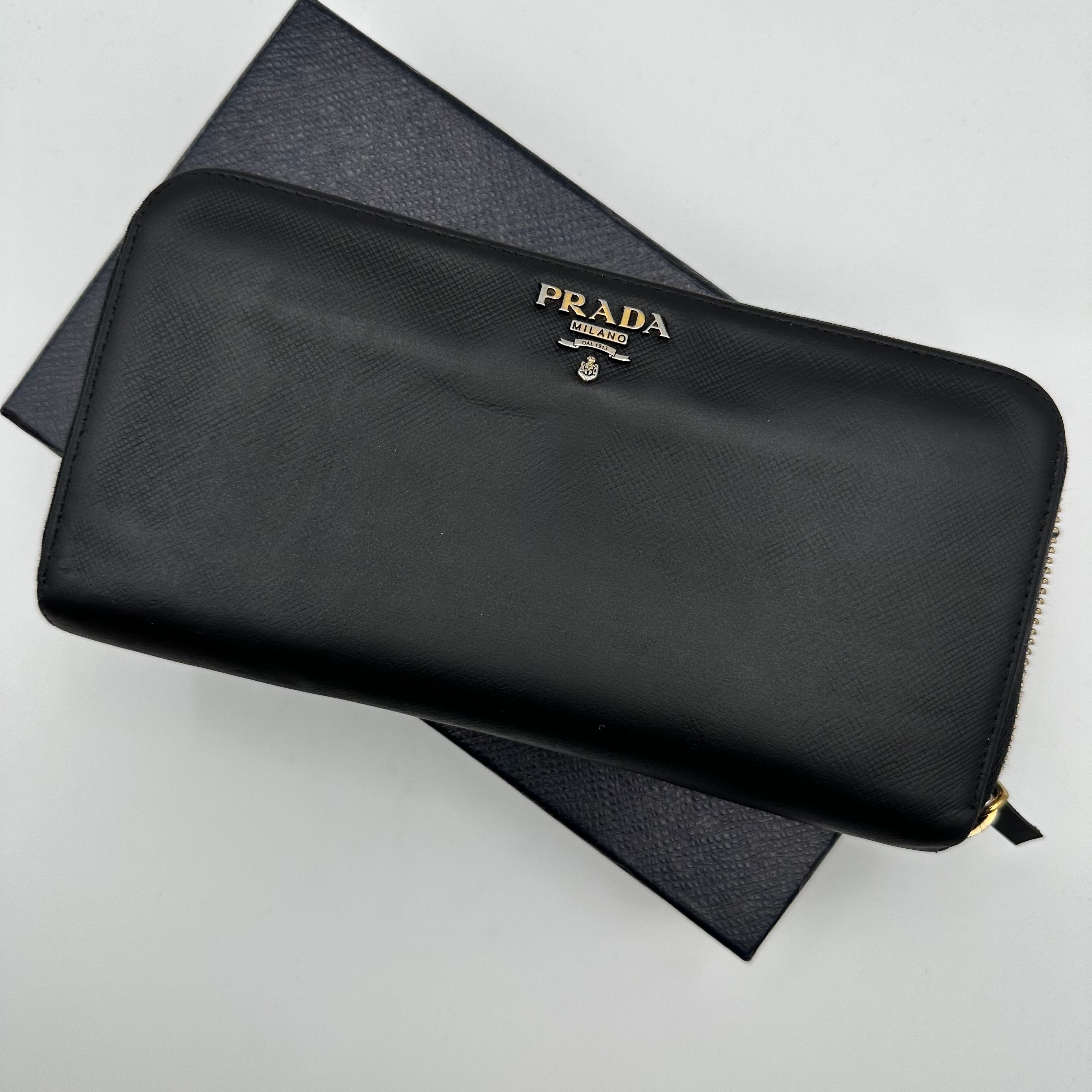 PRADA Large Saffiano Leather Wallet "Black"