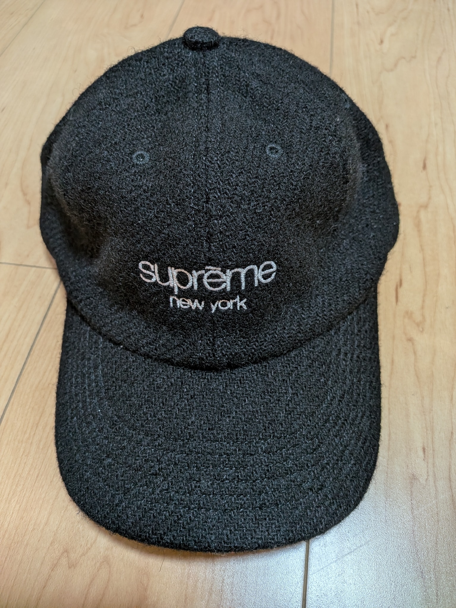 Supreme x Harris Tweed 6-Panel "Black"