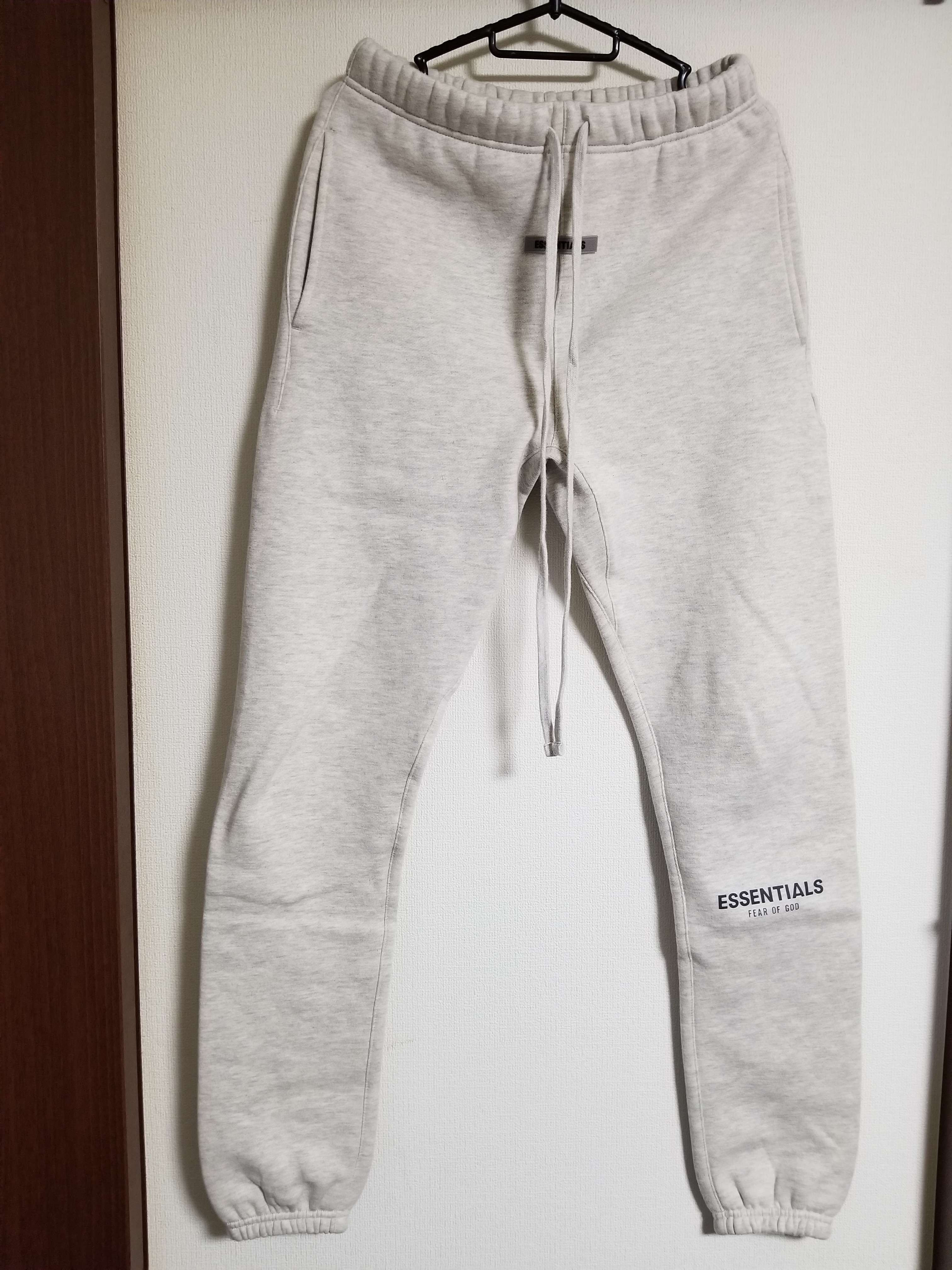 ESSENTIALS スウェットパンツ