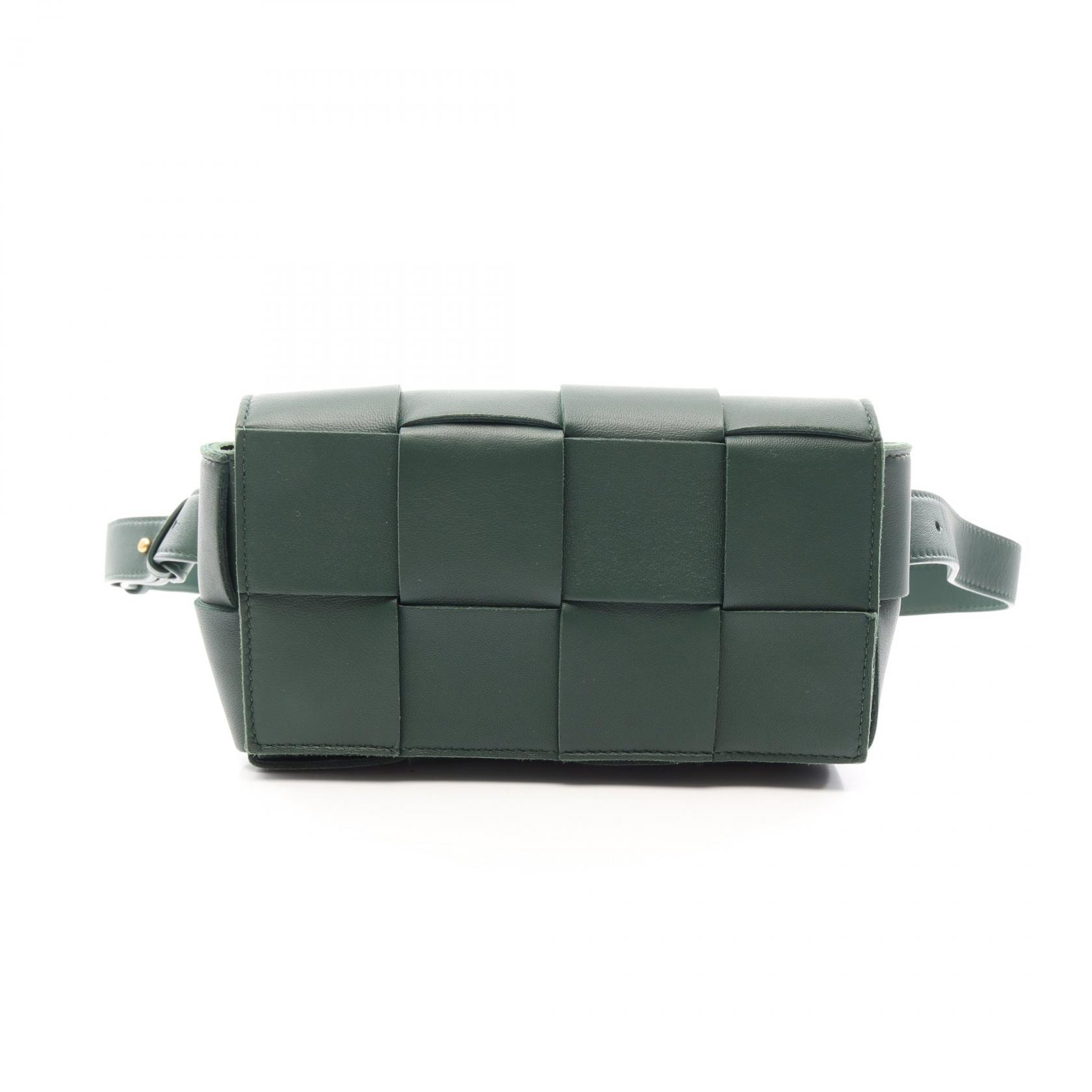 ボッテガヴェネタ BOTTEGA VENETA カセット ベルトバッグ マキシイントレチャート ウエストバッグ ボディバッグ バッグ レザー メンズ レディース グリーン系 668572 【中古】