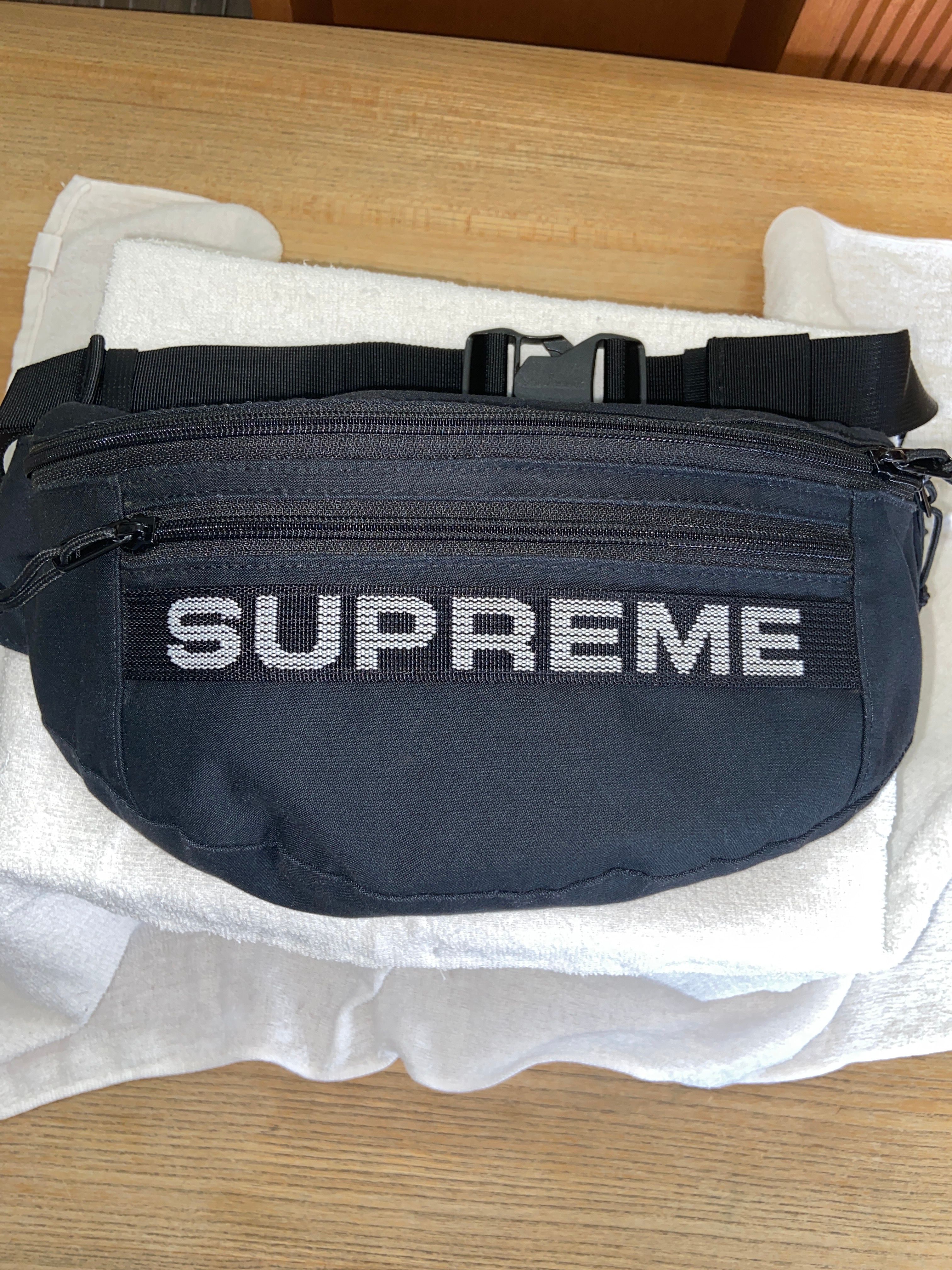 Supreme Field Waist Bag 