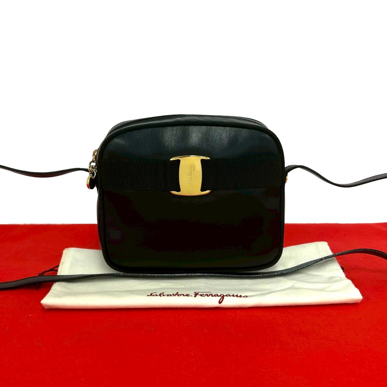 B (目立った傷や汚れなし)】Salvatore Ferragamo サルヴァトーレ 