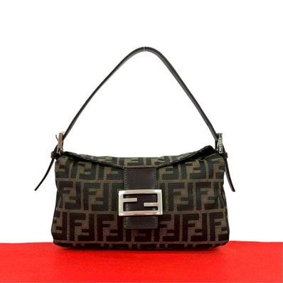 FENDI フェンディ ズッカ FF ロゴ 金具 キャンバス レザー ショルダーバッグ ブラウン
17551