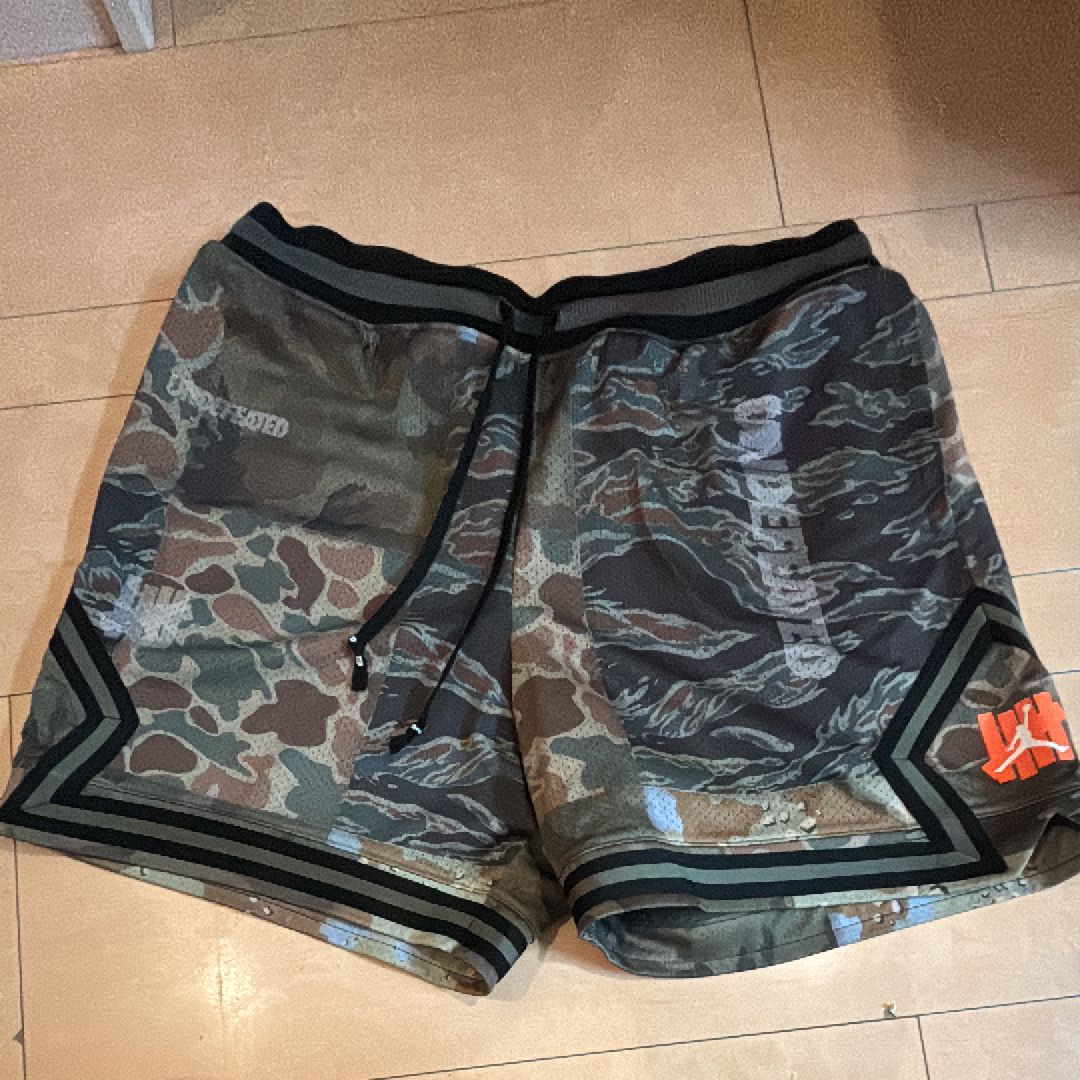 UNDEFEATED x JORDAN Short "Camo"