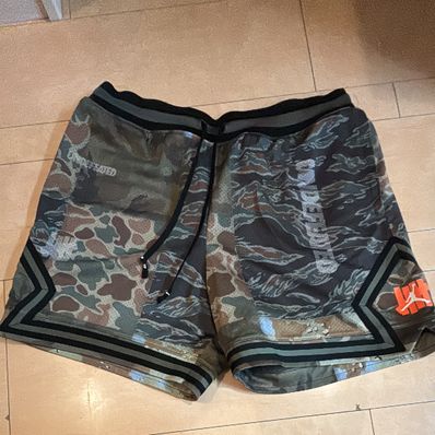 UNDEFEATED x JORDAN Short "Camo"