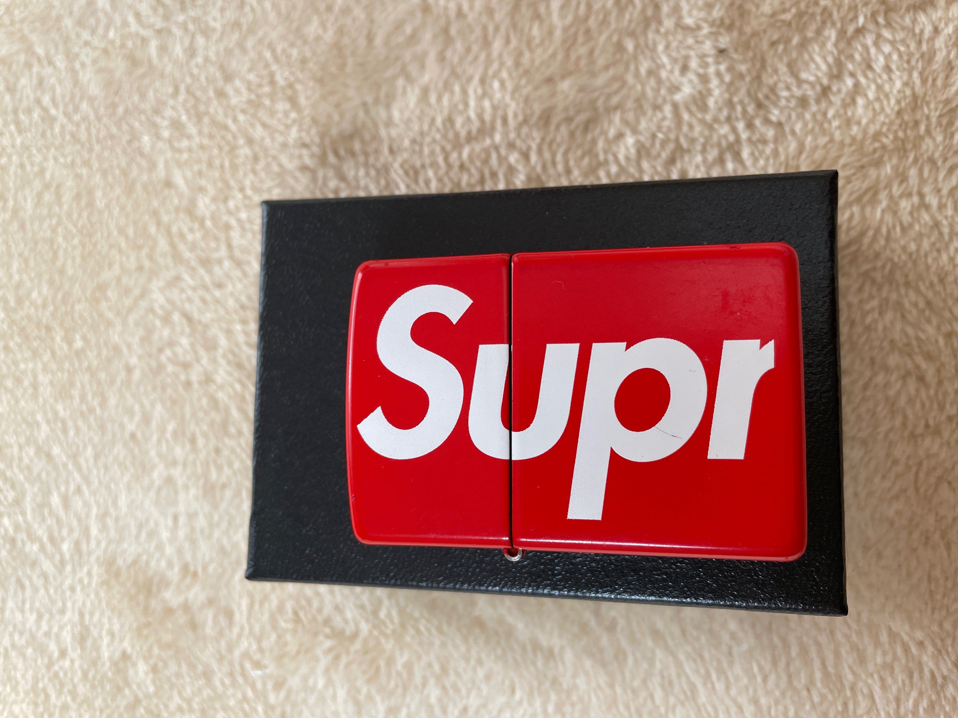 Supreme Logo Zippo® "Red"