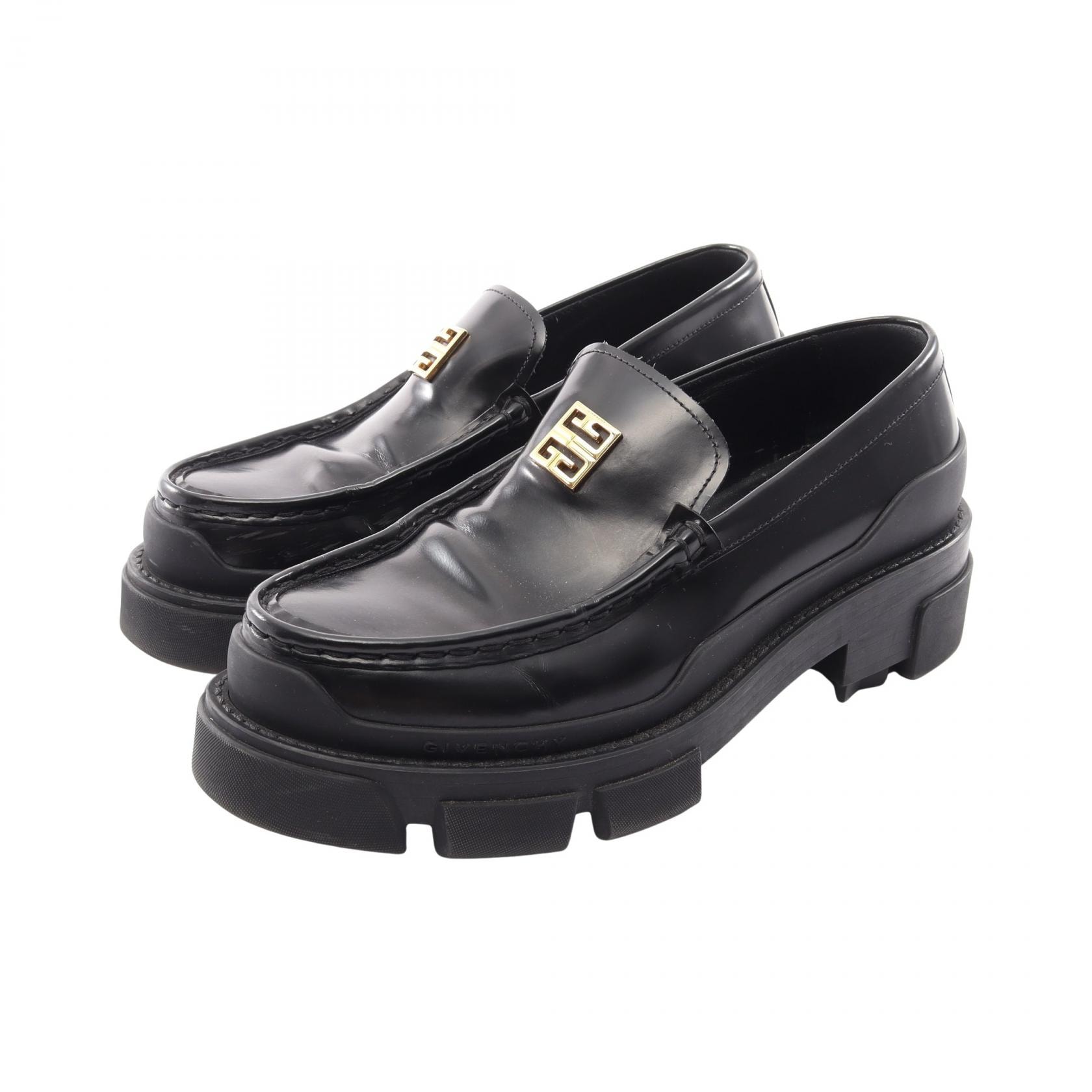 ジバンシィ GIVENCHY 【中古】