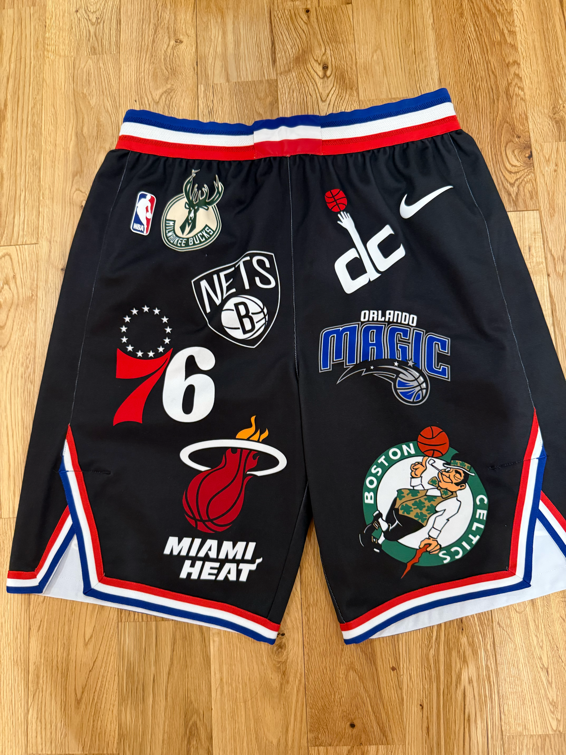 Supreme x Nike x NBA Teams Authentic Short "Black"