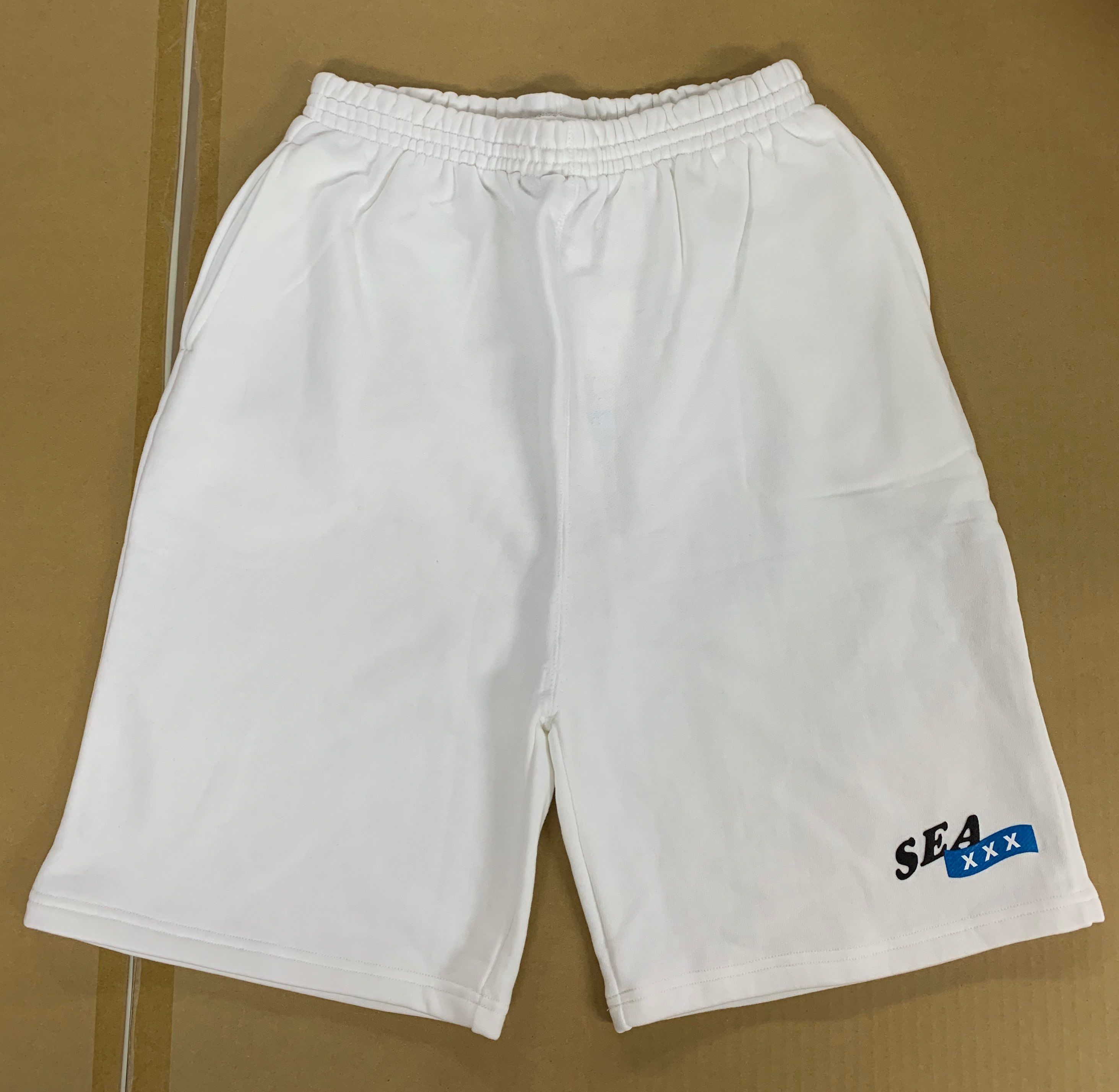 WIND AND SEA x XXX (CIRCLE-XXX) SWEAT SHORTS "White"