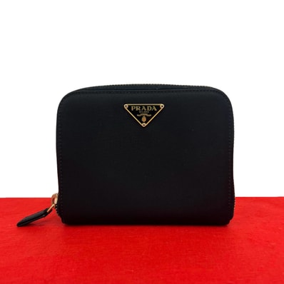 PRADA プラダ 三角ロゴ 金具 ナイロン レザー 二つ折り財布 ブラック
04283