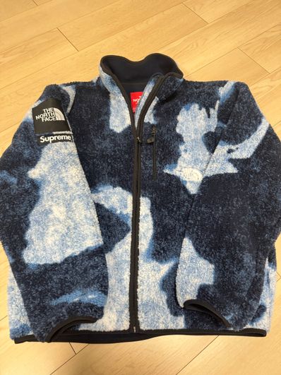 Supreme x The North Face Bleached Denim Print Fleece Jacket "Indigo"
