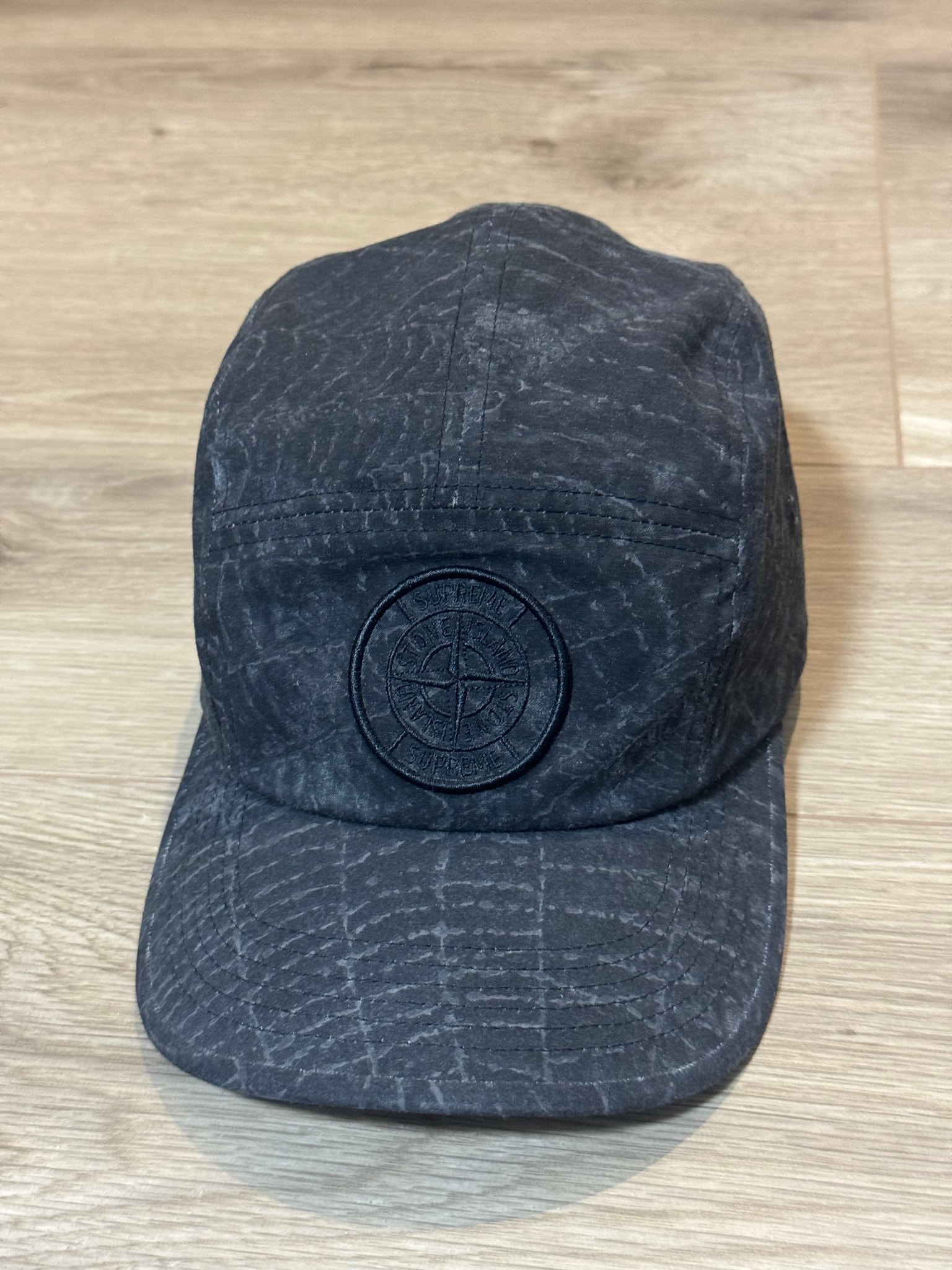 Supreme / Stone Island Camp Cap "Black"