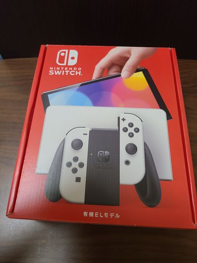 Nintendo Switch 有機EL Model HEG-S-KAAAA "White"