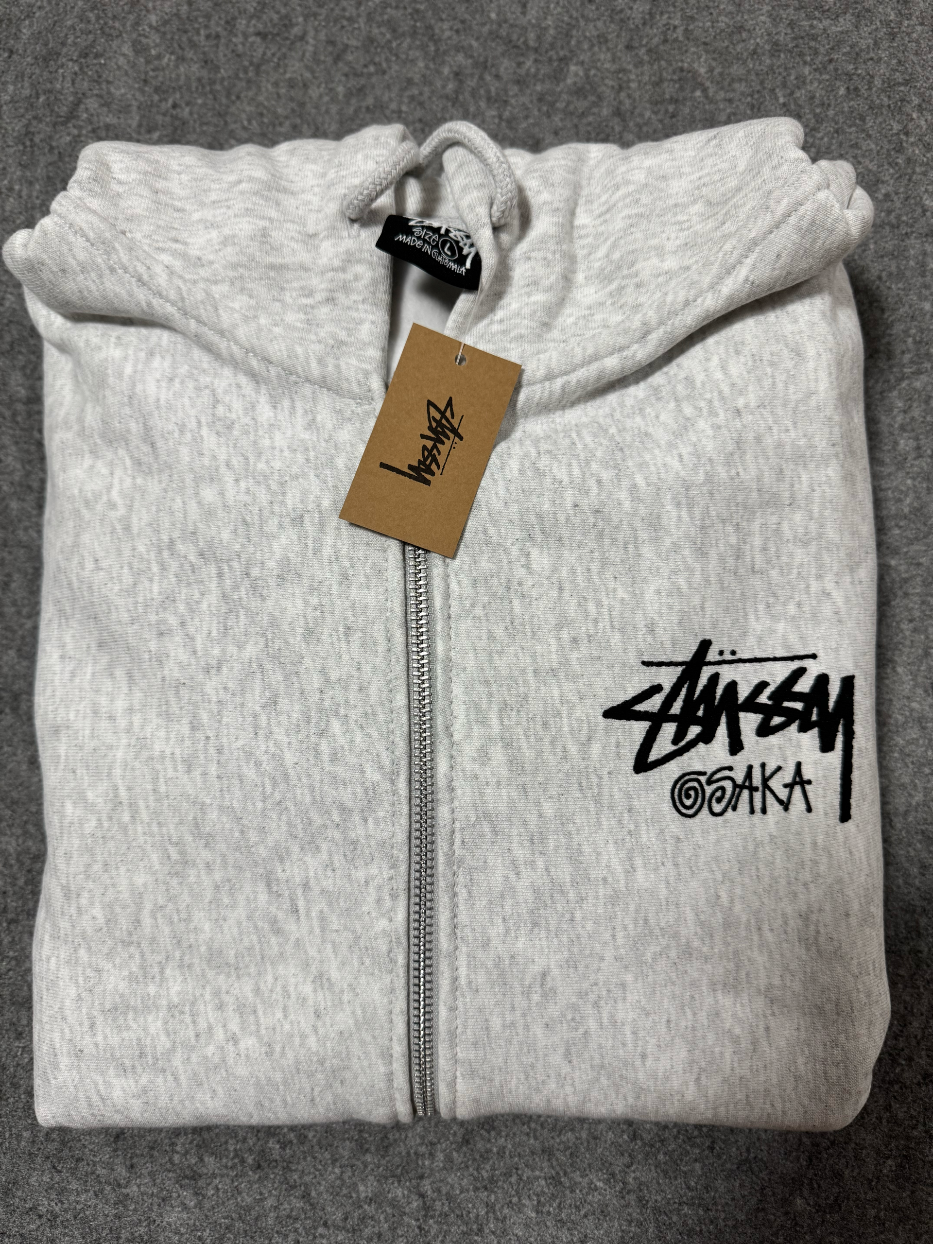 stussy 大阪限定2026ジップアップパーカー