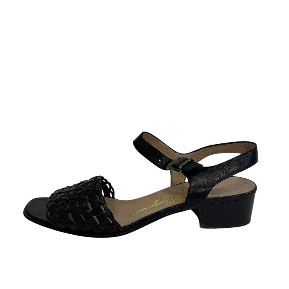 サルヴァトーレフェラガモ Salvatore Ferragamo サンダル 編み込み パンプス ブラック