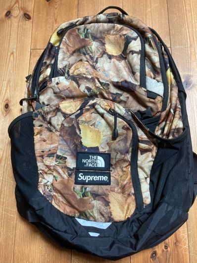 Supreme x The North Face Pocono Backpack "Leaves"