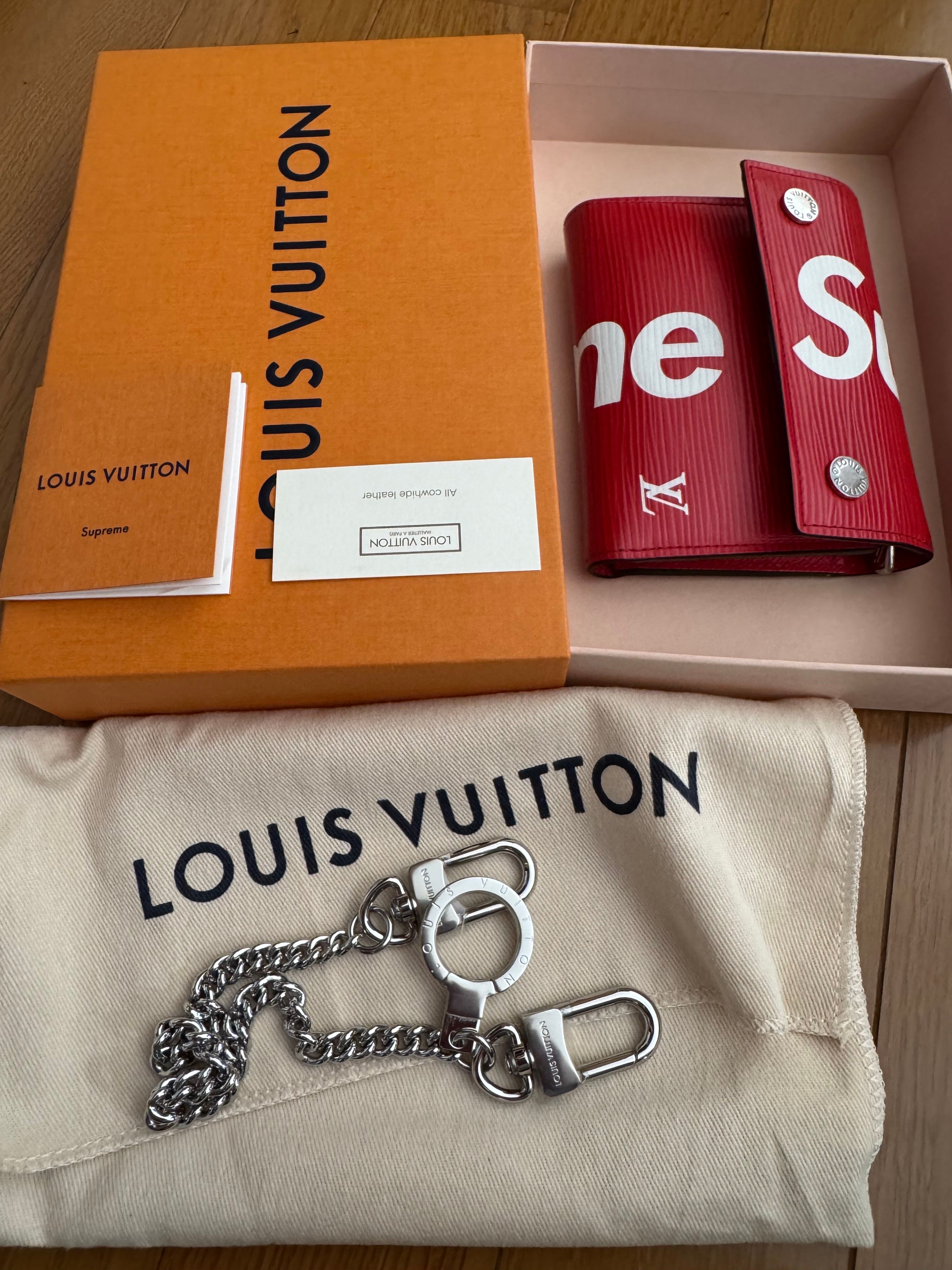 Louis Vuitton x Supreme Chain Wallet "Red"