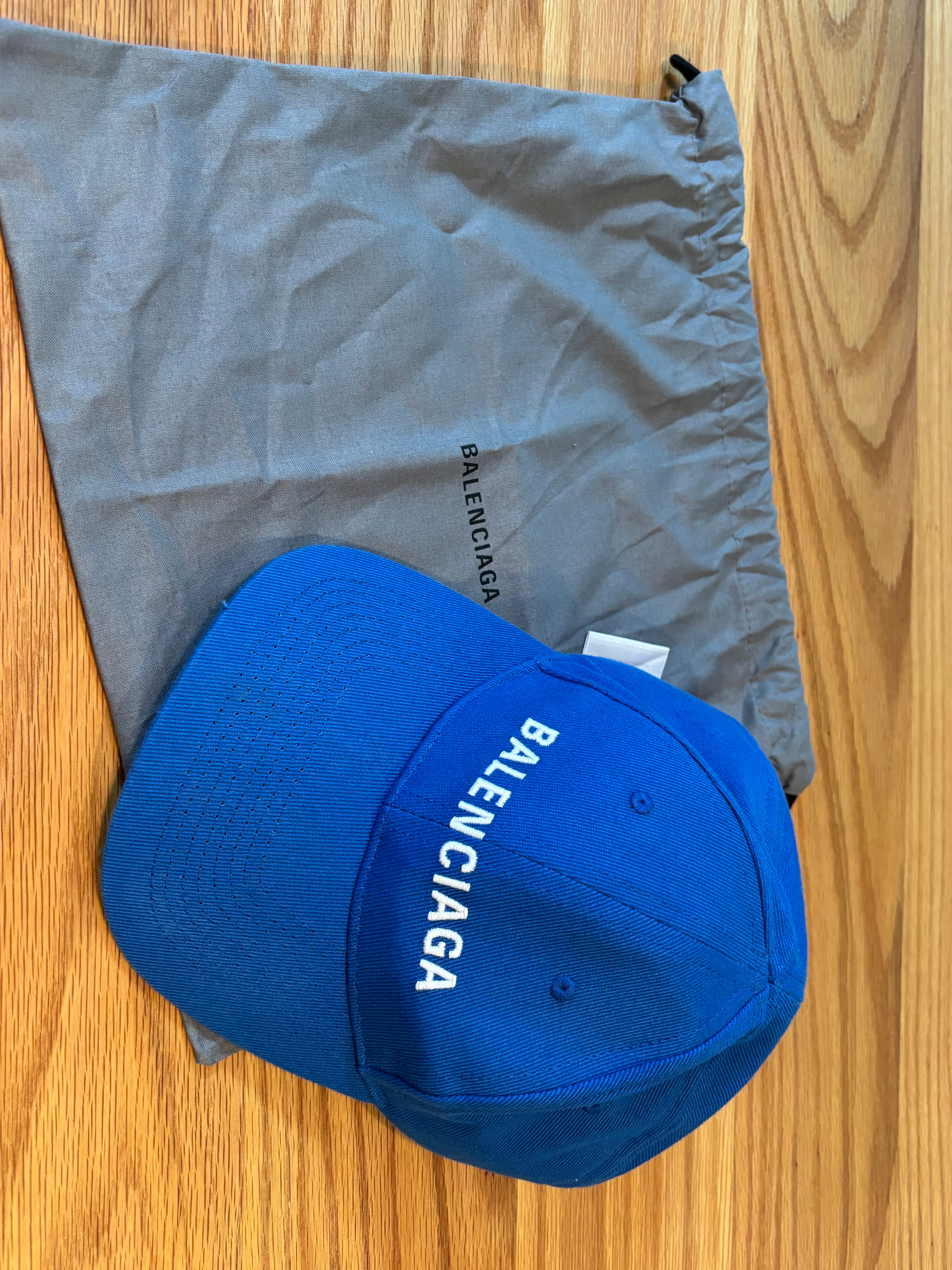BALENCIAGA キャップ ブルー