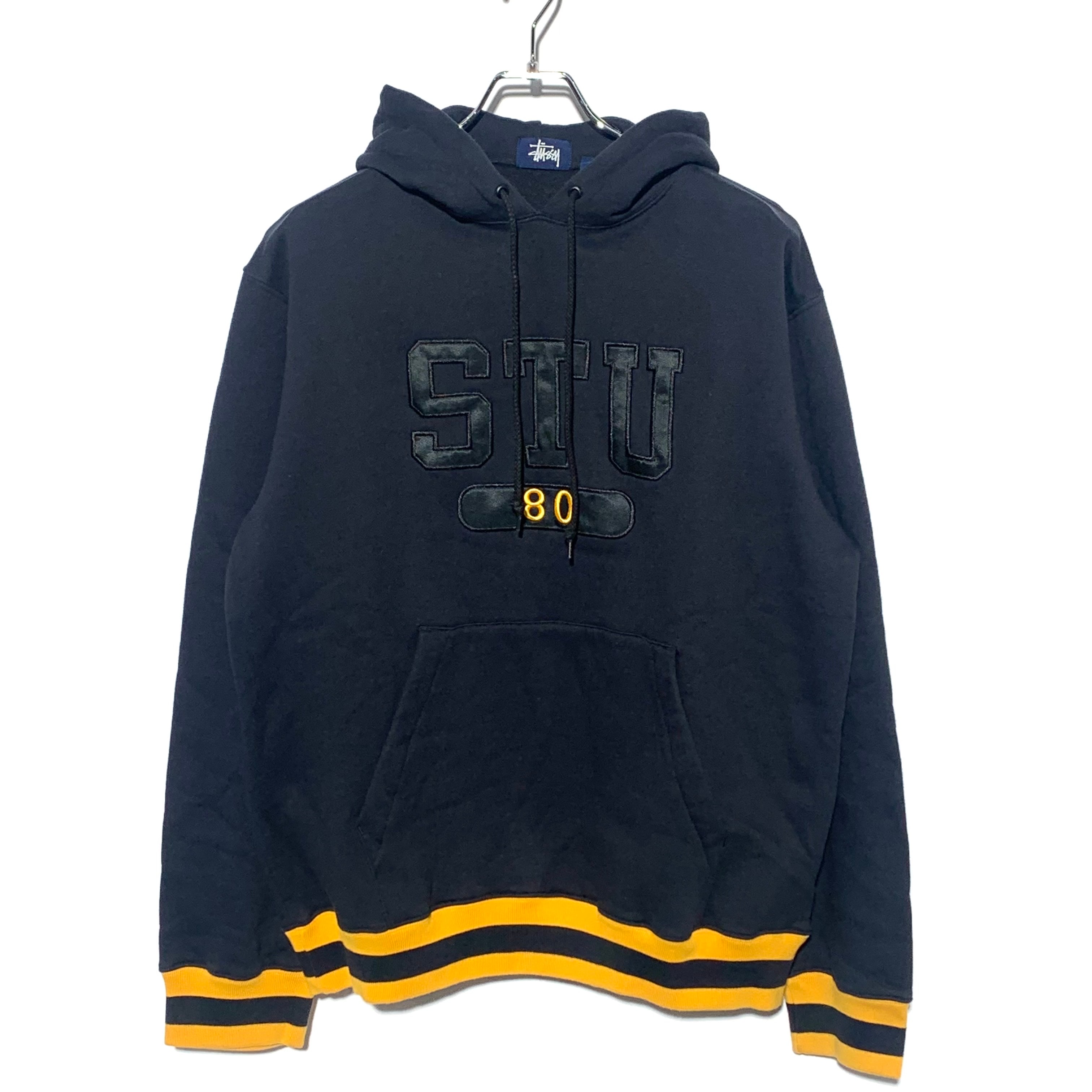 STU80ロゴフーディー ブラック/イエロー