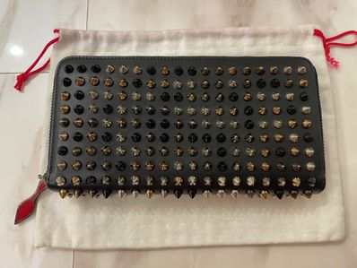 クリスチャン ルブタン 長財布