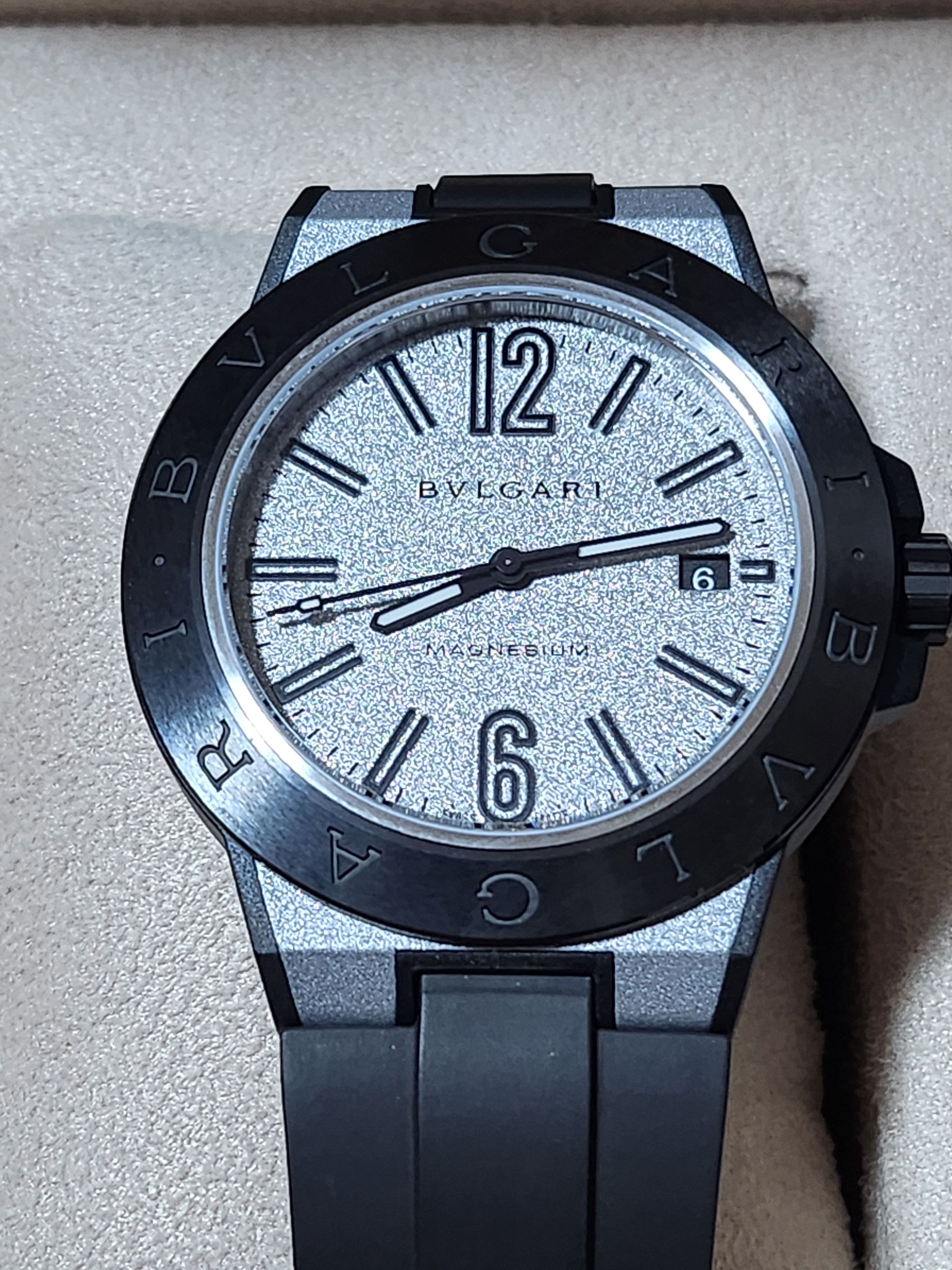 BVLGARI Diagono Magnesium "Black/Magnesium"