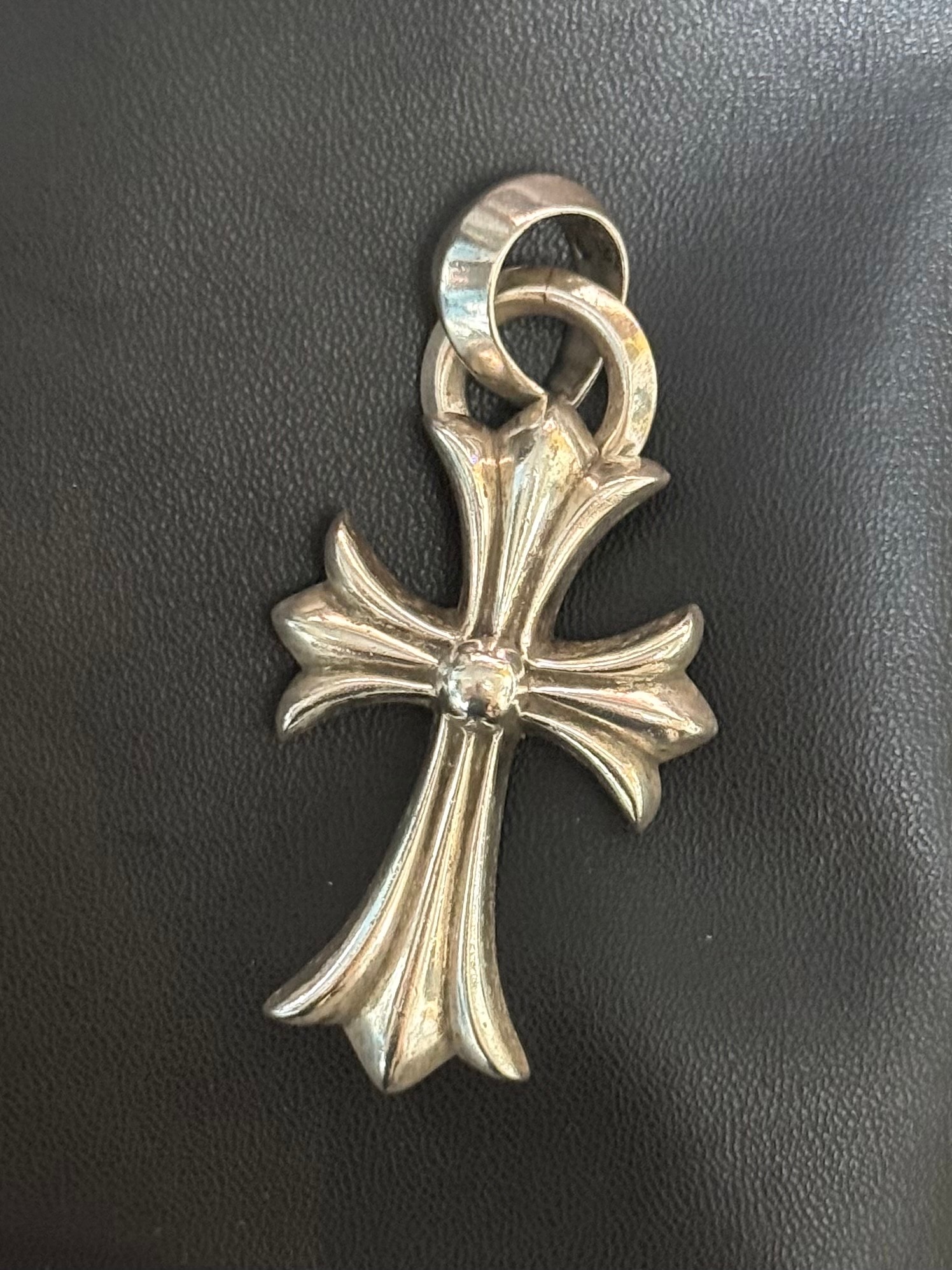 Chrome Hearts CH Cross Small W Bale "Silver"
