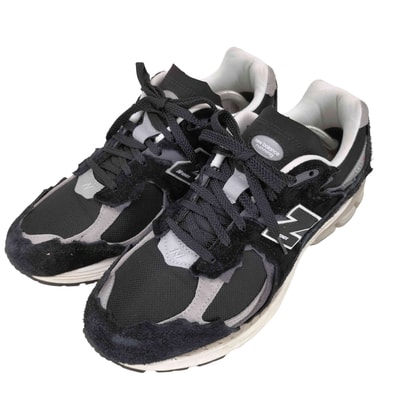 2002R Protection Pack Black ローカットスニーカー【1142911741173】