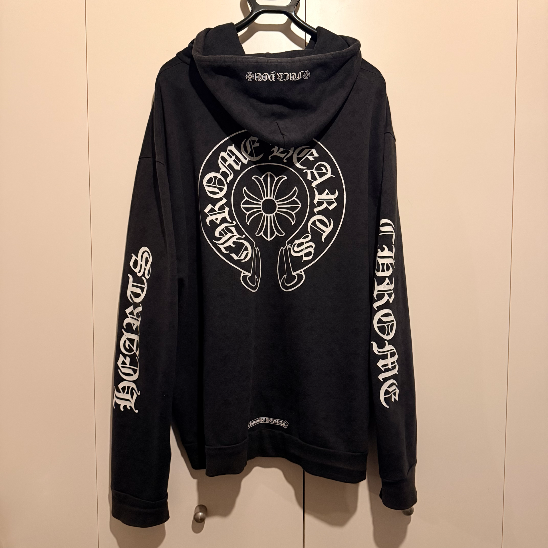 Chrome Hearts Vertical Horseshoe Print Hoodie "Black"