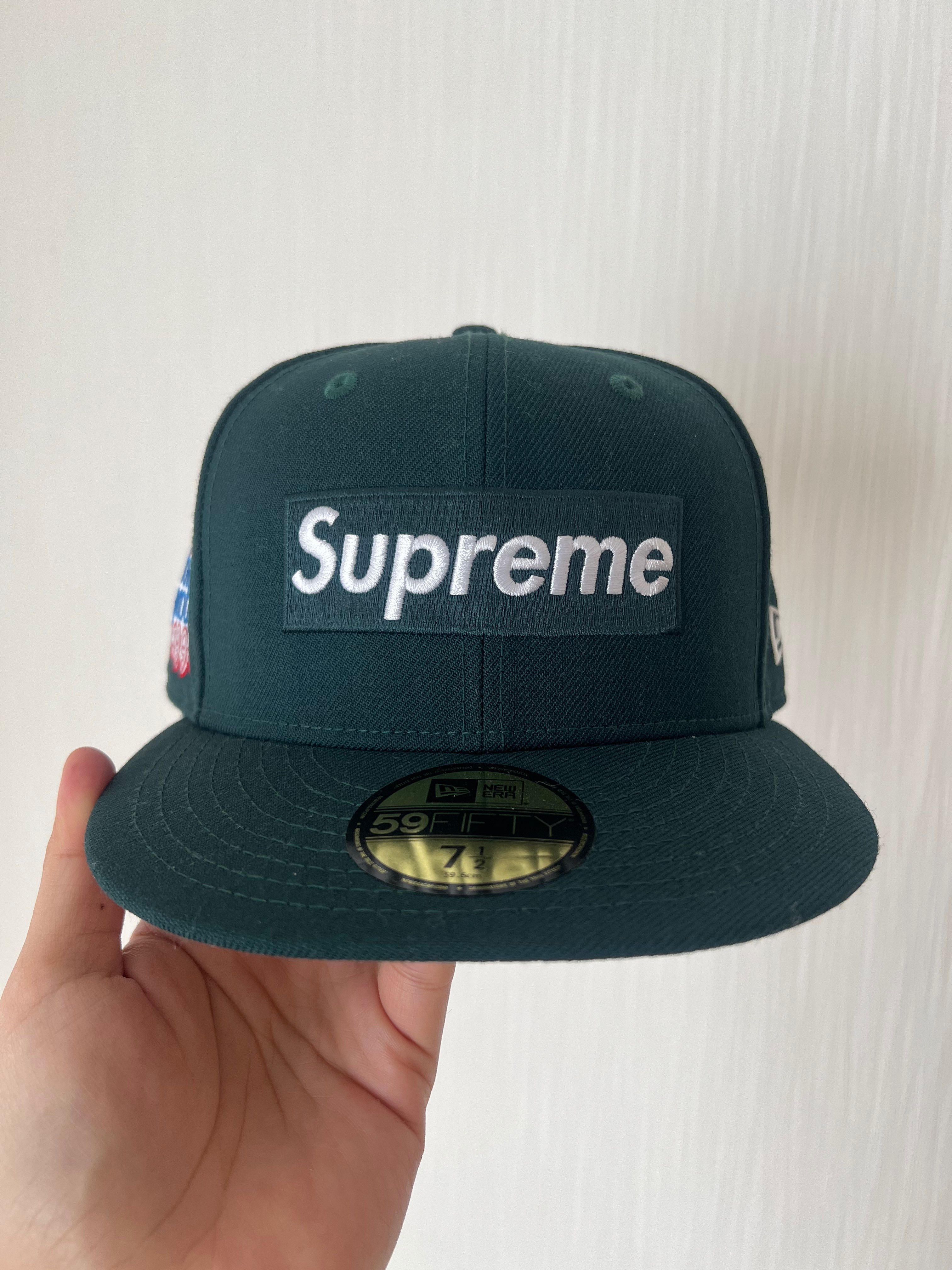 Supreme World Famous Box Logo New Era® "Dark Green"