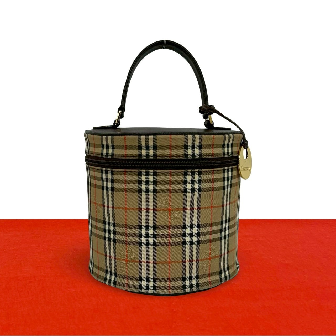 B (目立った傷や汚れなし)】BURBERRY バーバリー ノバチェック