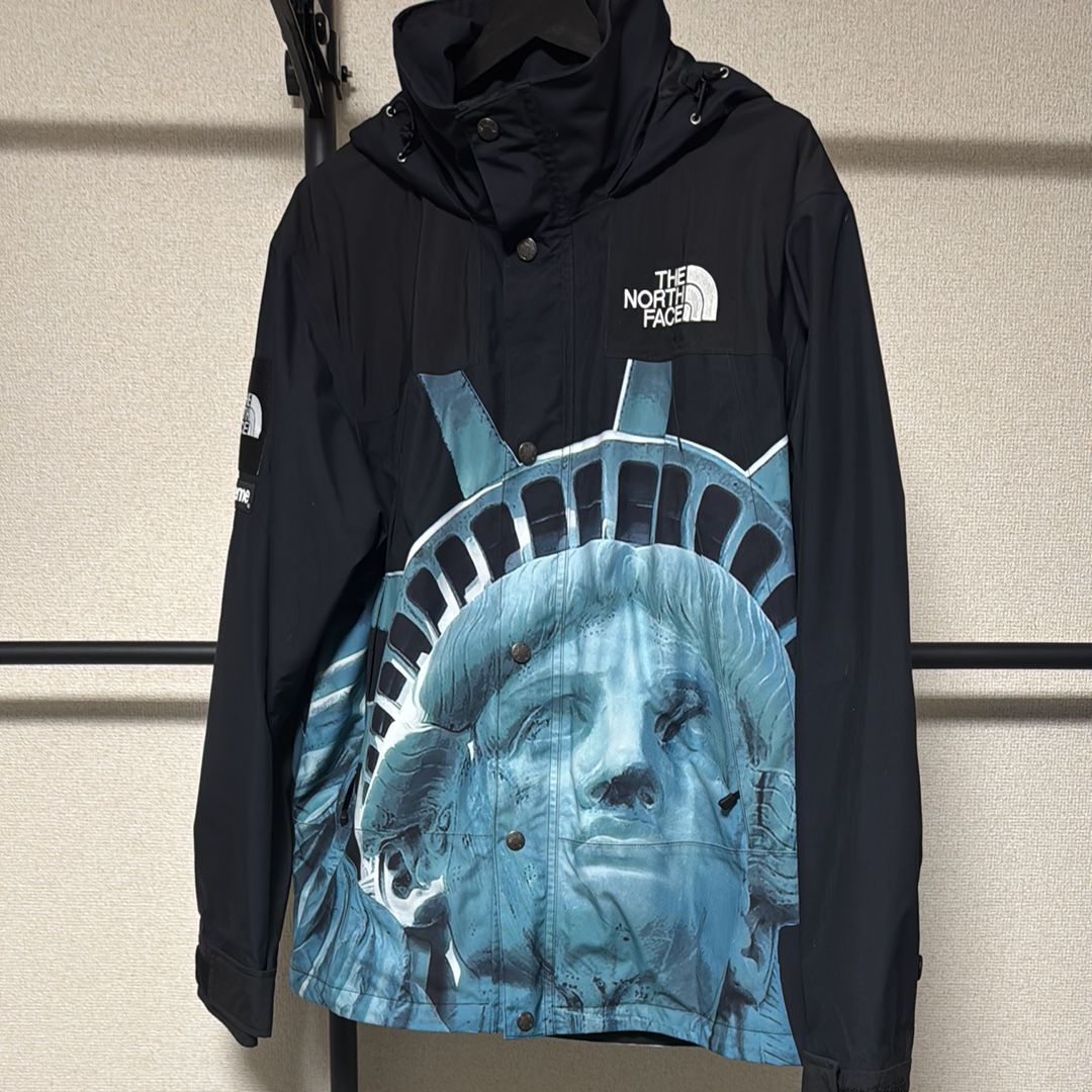 Supreme x The North Face Statue of Liberty Mountain Jacket "Black"