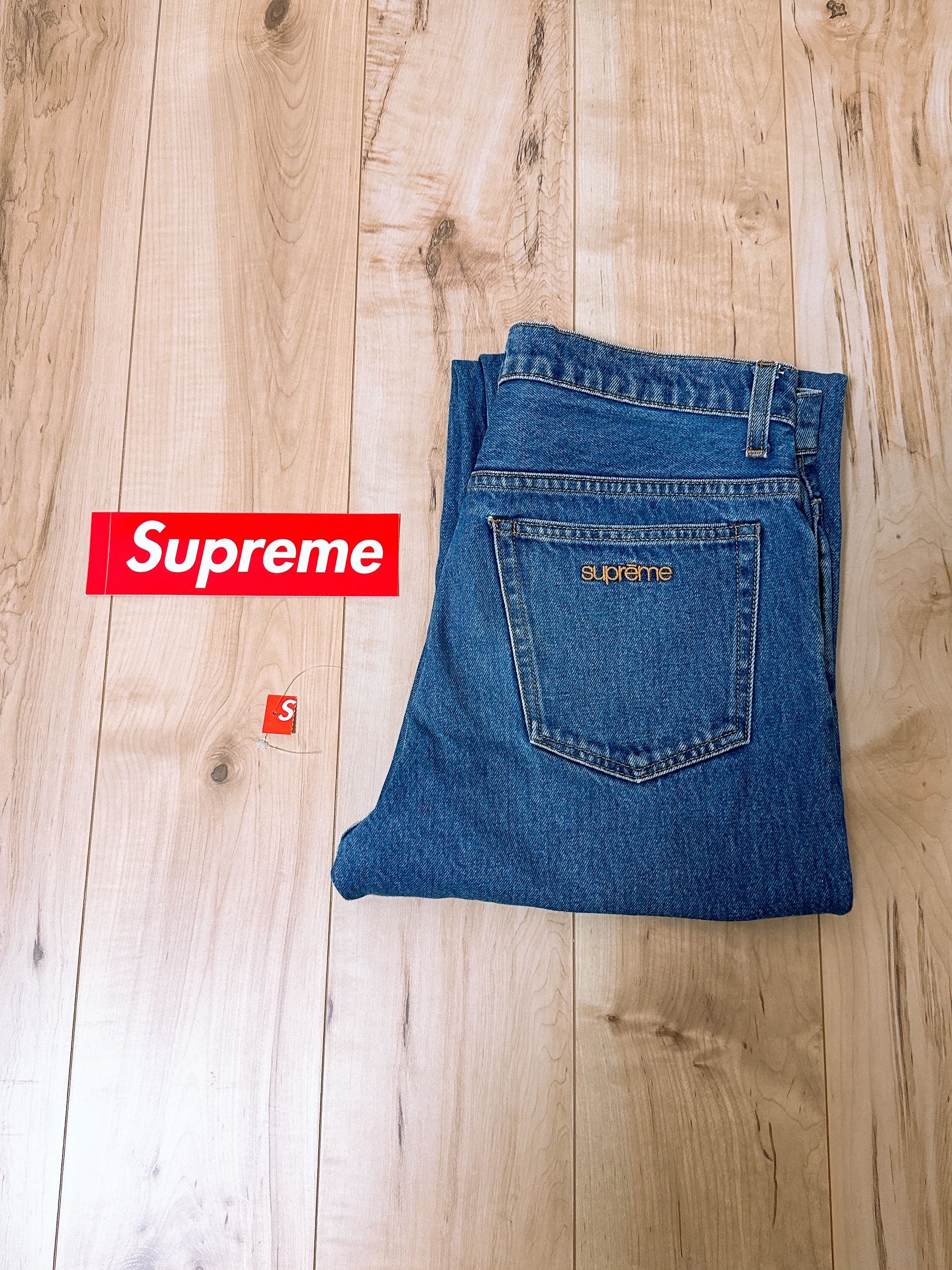 Supreme SS20 Loose Fit Jean "Washed Blue"