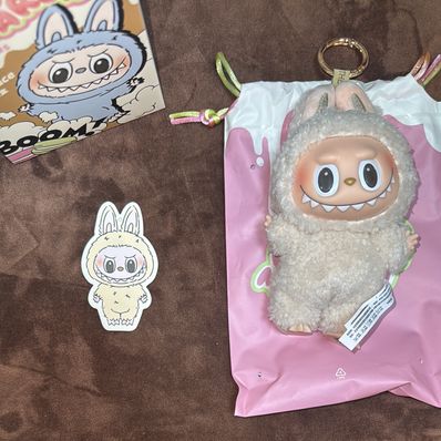 POP MART THE MONSTERS (LABUBU) Exciting Macaron Plush Series SOYMILK