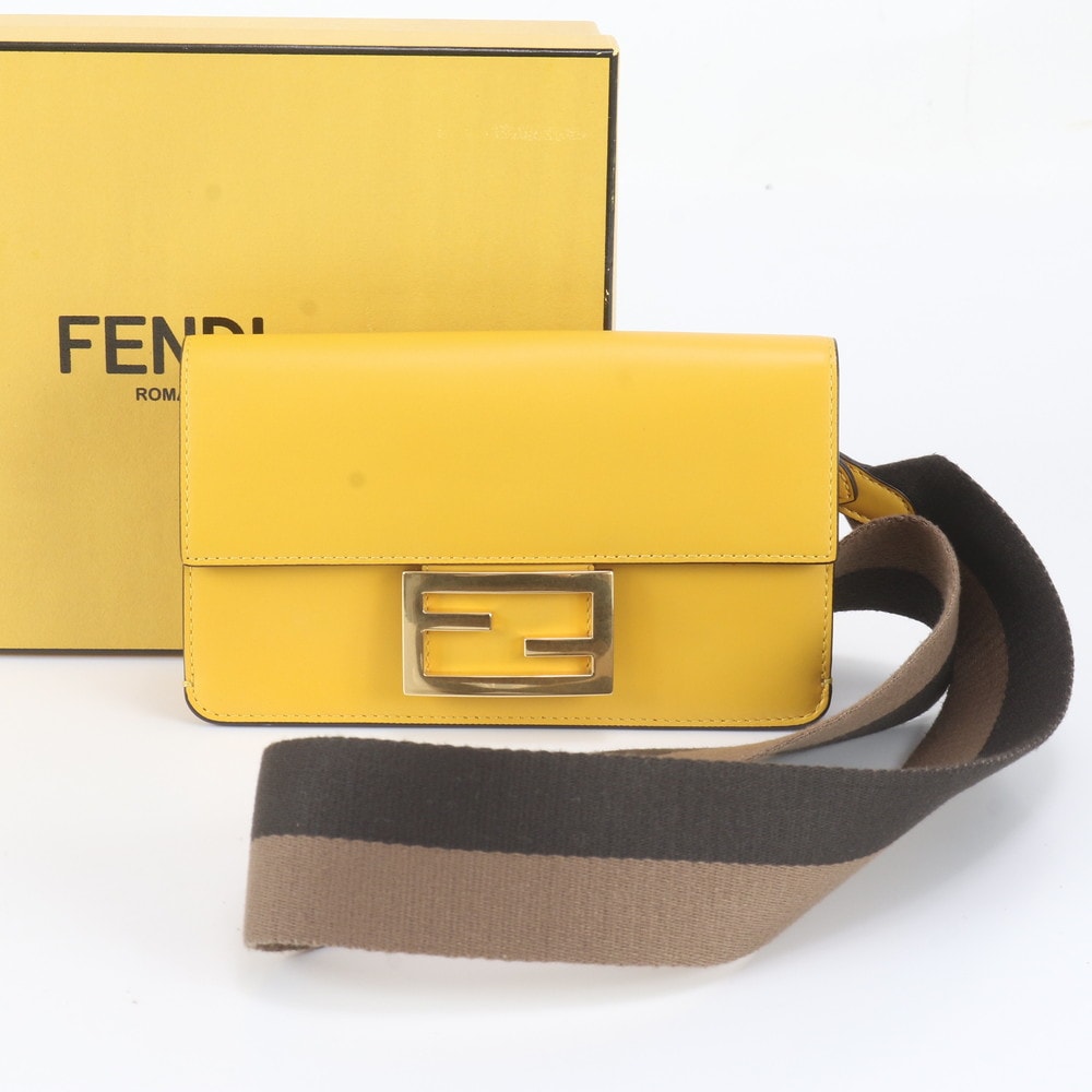 ■極美品 フェンディ フラット バゲット バケット 8BS039