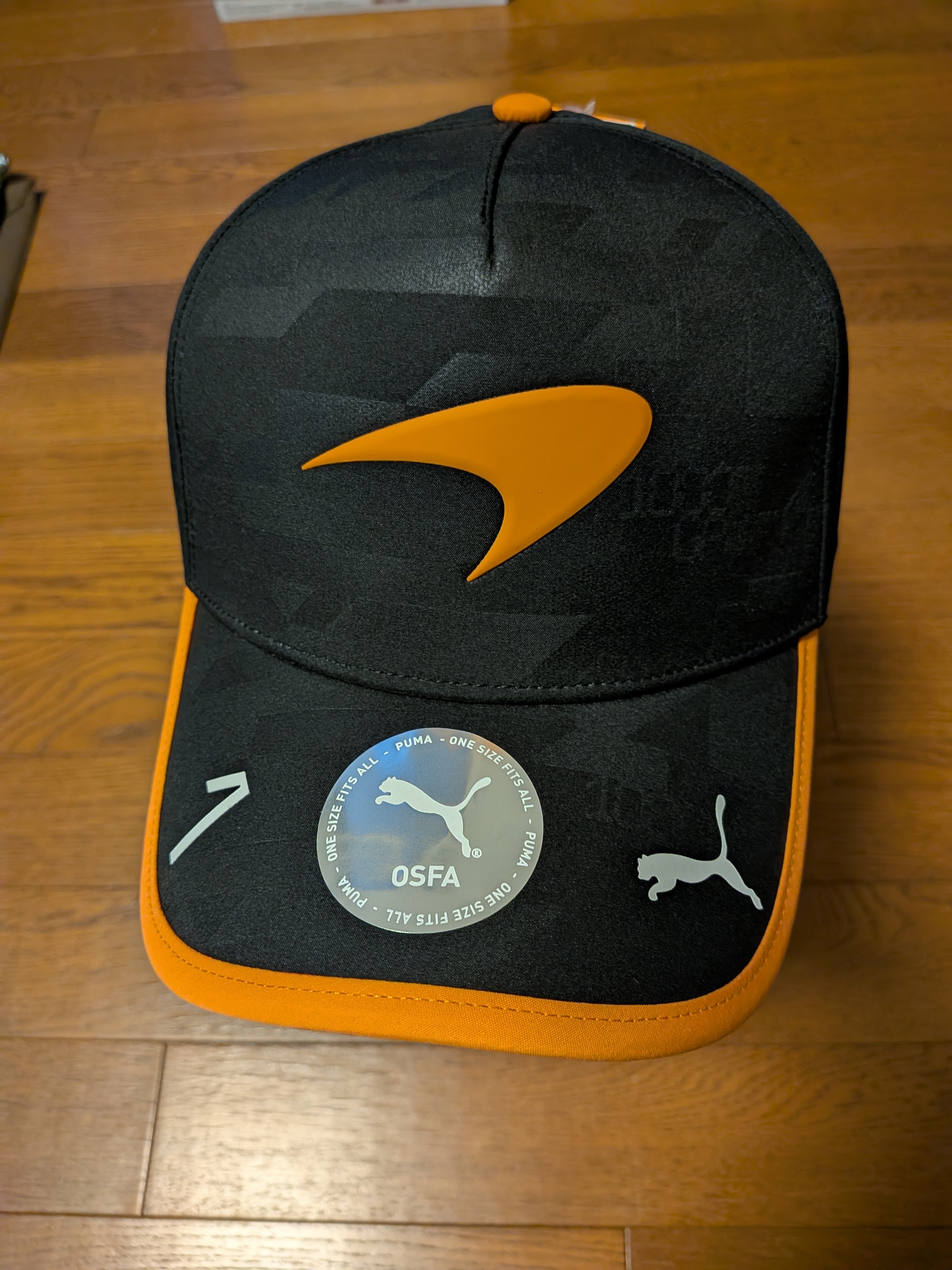 新品・未使用マクラーレン1000回グランプリ記念キャップ ランドノリス