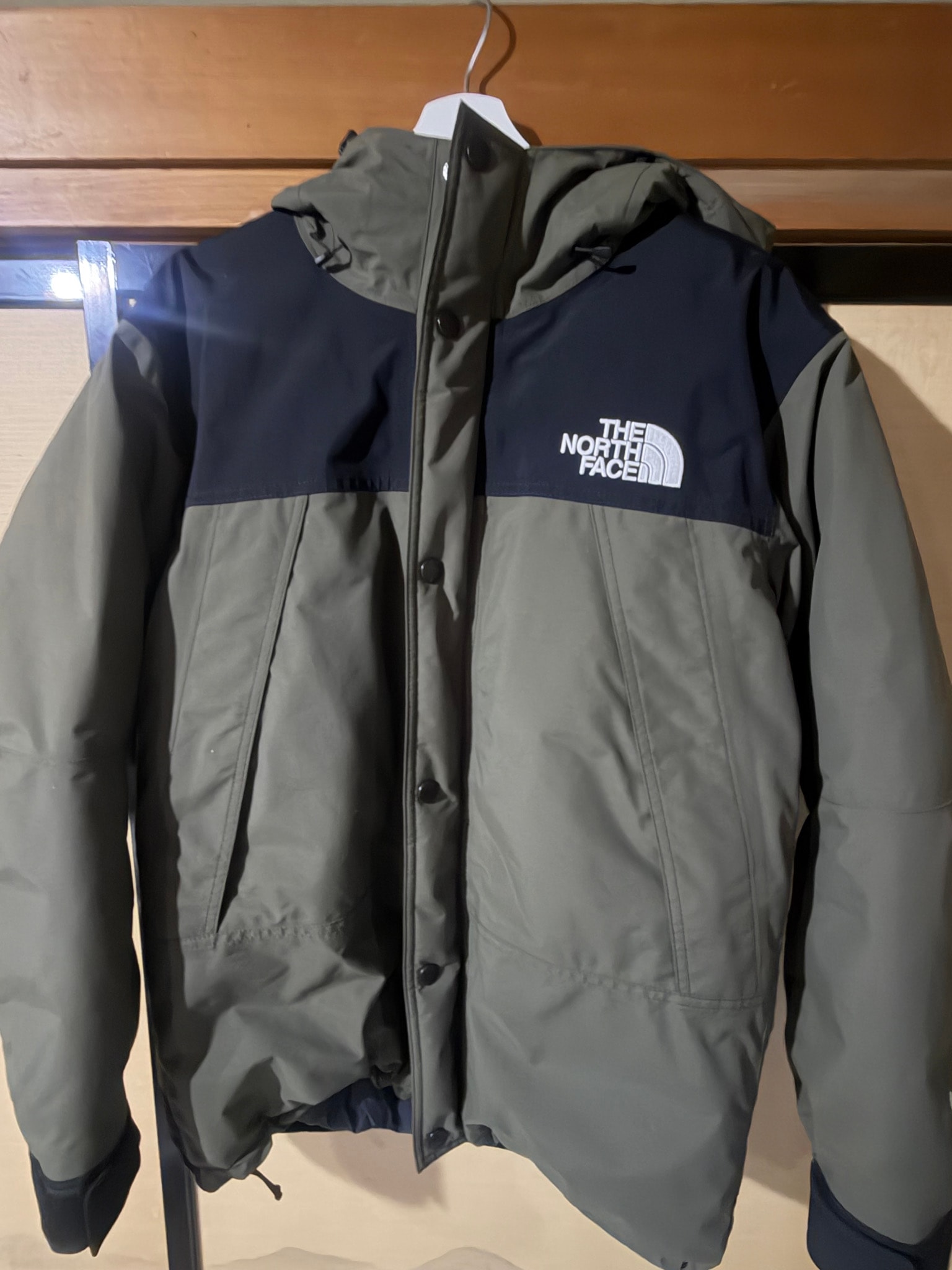 The North Face Mountain Down Jacket "New Taupe(NT)"