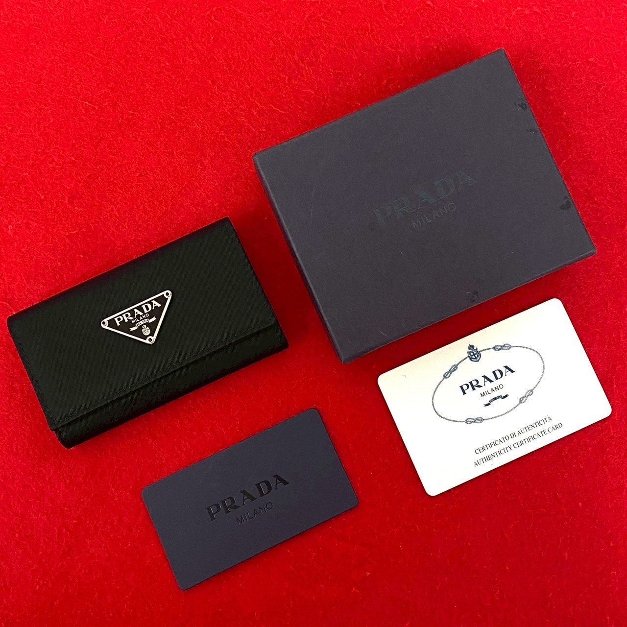 PRADA プラダ 三角ロゴ ナイロン レザー キーケース ブラック
 99311