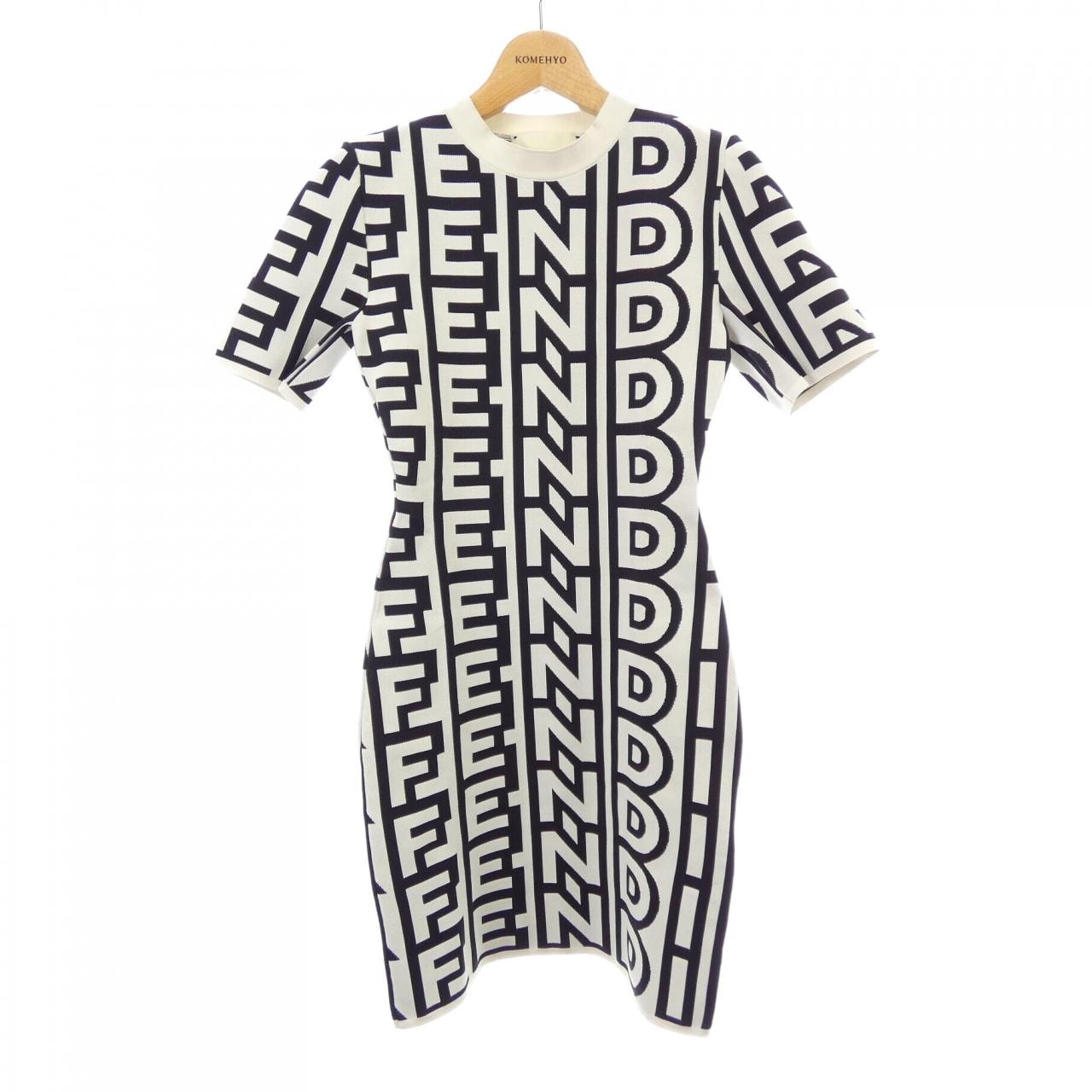 フェンディ FENDI FZD917 AMDS ワンピース