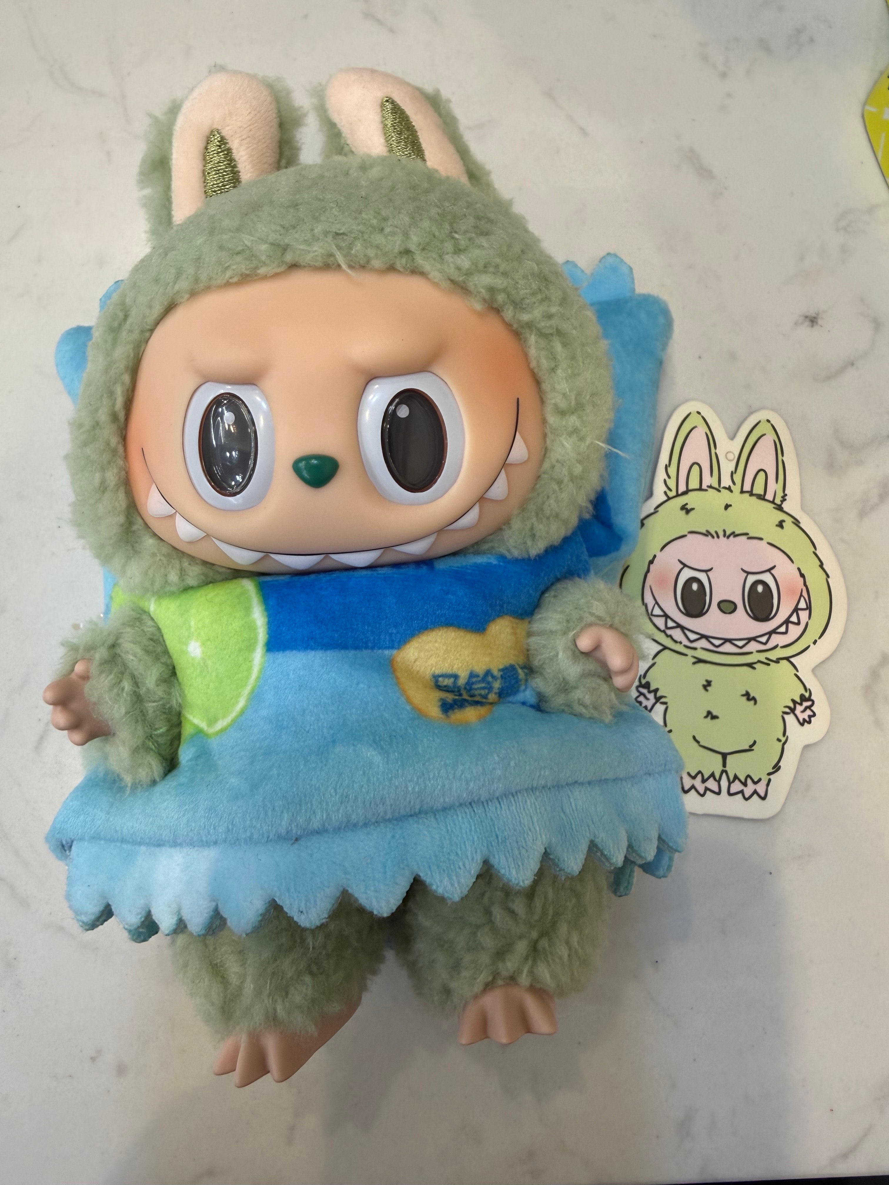 ポップマート ザ モンスターズ (ラブブ) エキサイティングマカロン