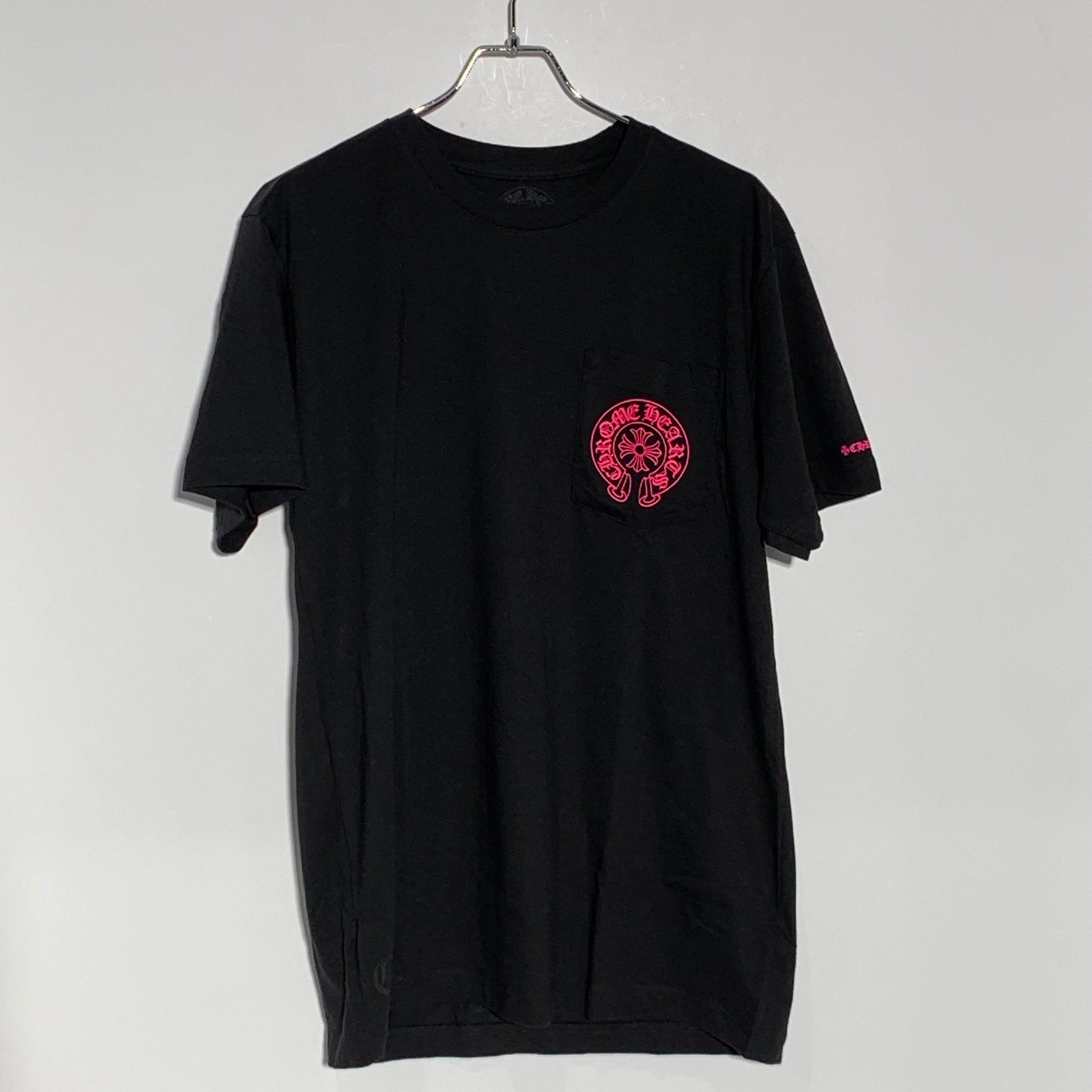 Chrome Hearts Pink Logo Horseshoe S/S Pocket Tee "Black"