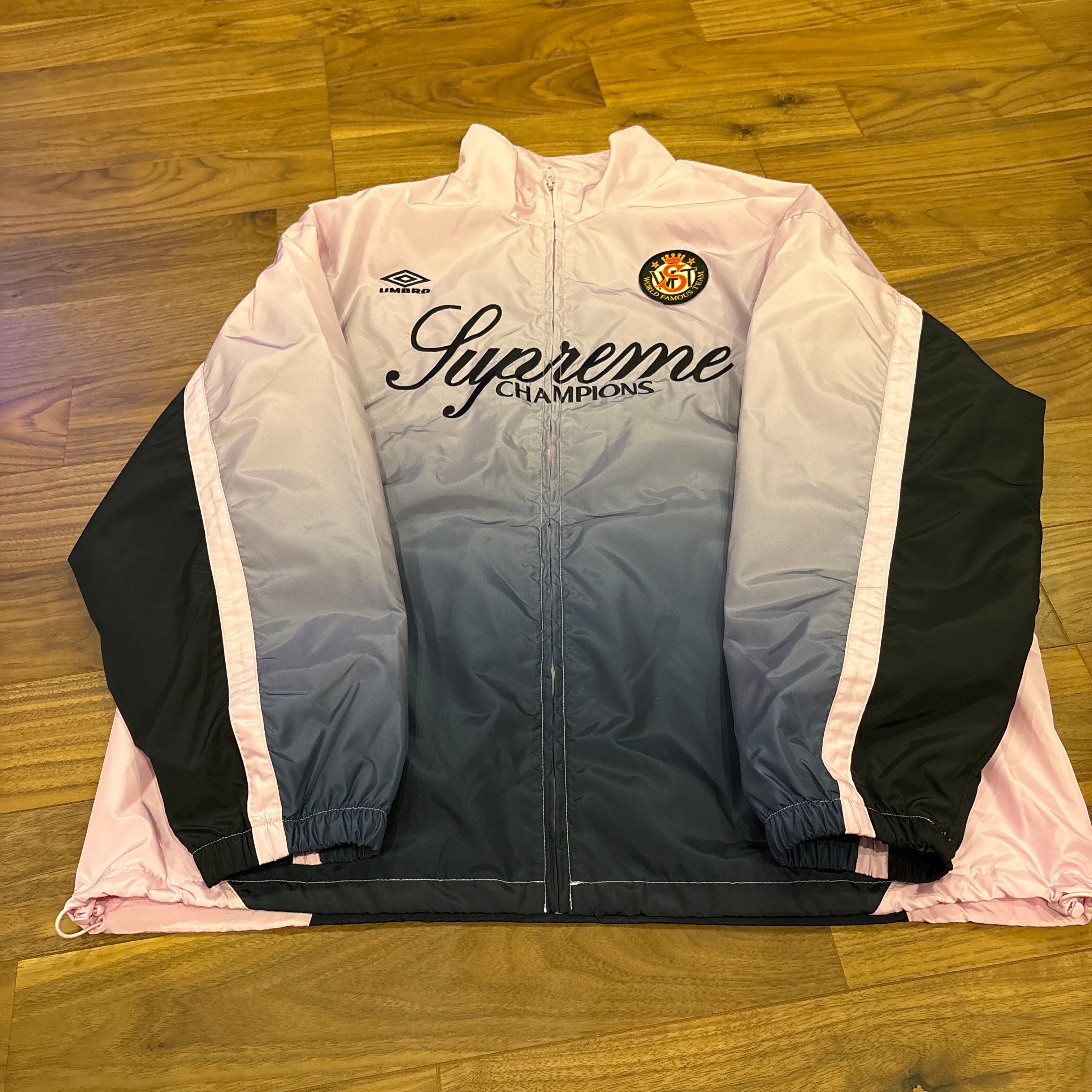 シュプリーム x アンブロ グラデーション トラック ジャケット "ピンク"