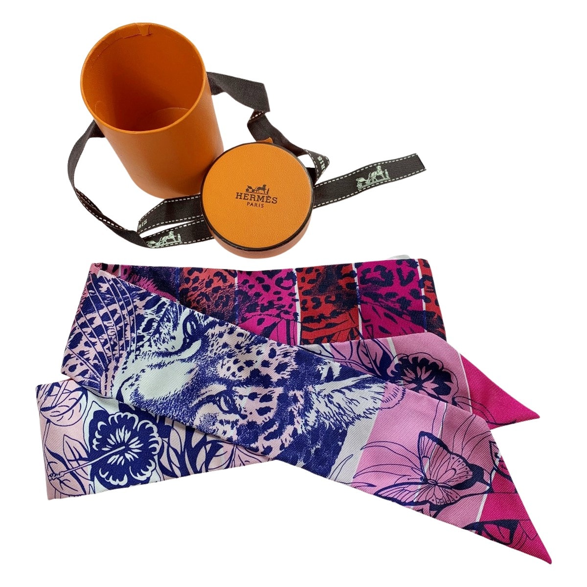 ☆☆HERMES エルメス レオパード シルク100% ツイリー レッド×ローズ シルクスカーフ