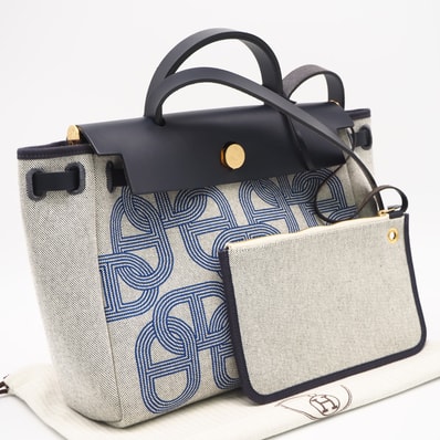 美品 HERMES エルメス トワルアッシュ ヴァッシュハンター エールバッグジップPM - 2wayハンドバッグ ネイビー アイボリー キャンバス レザー レディース