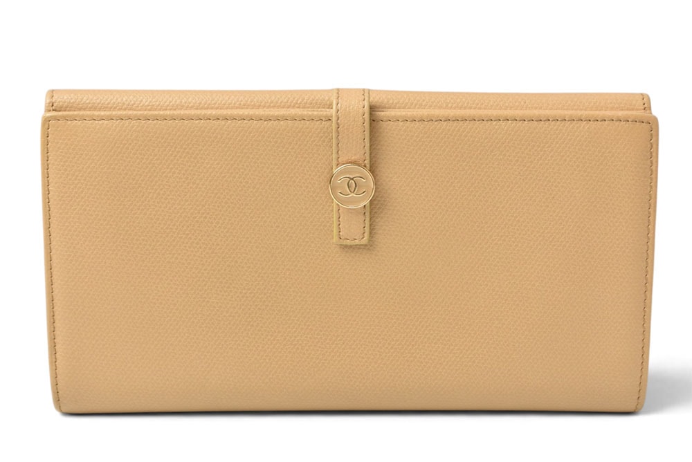 シャネル 美品 財布 ココボタン 二つ折り長財布 レザー ベージュ レディース CHANEL 財布【中古】