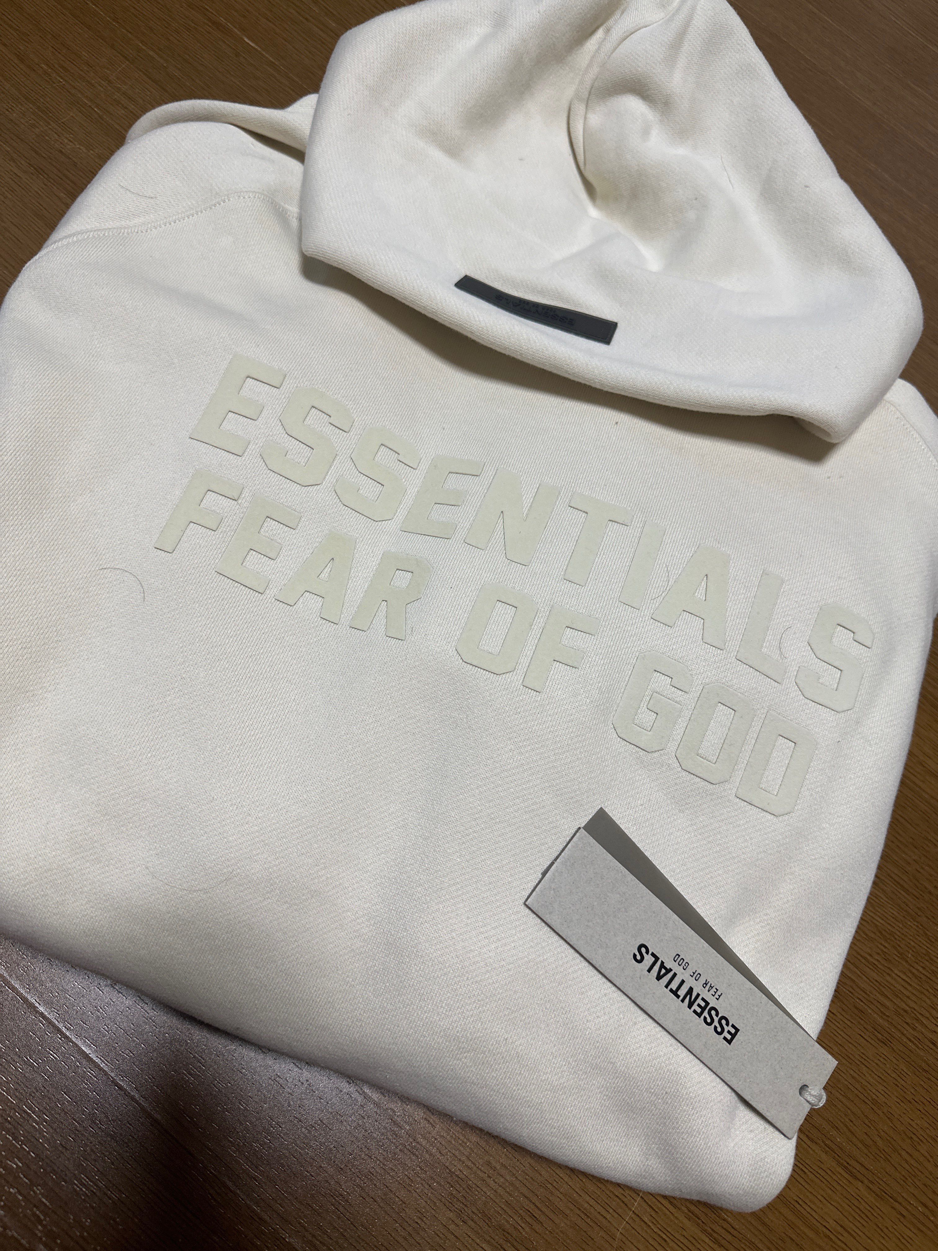 FEAR OF GOT ESSENTIALSパーカー